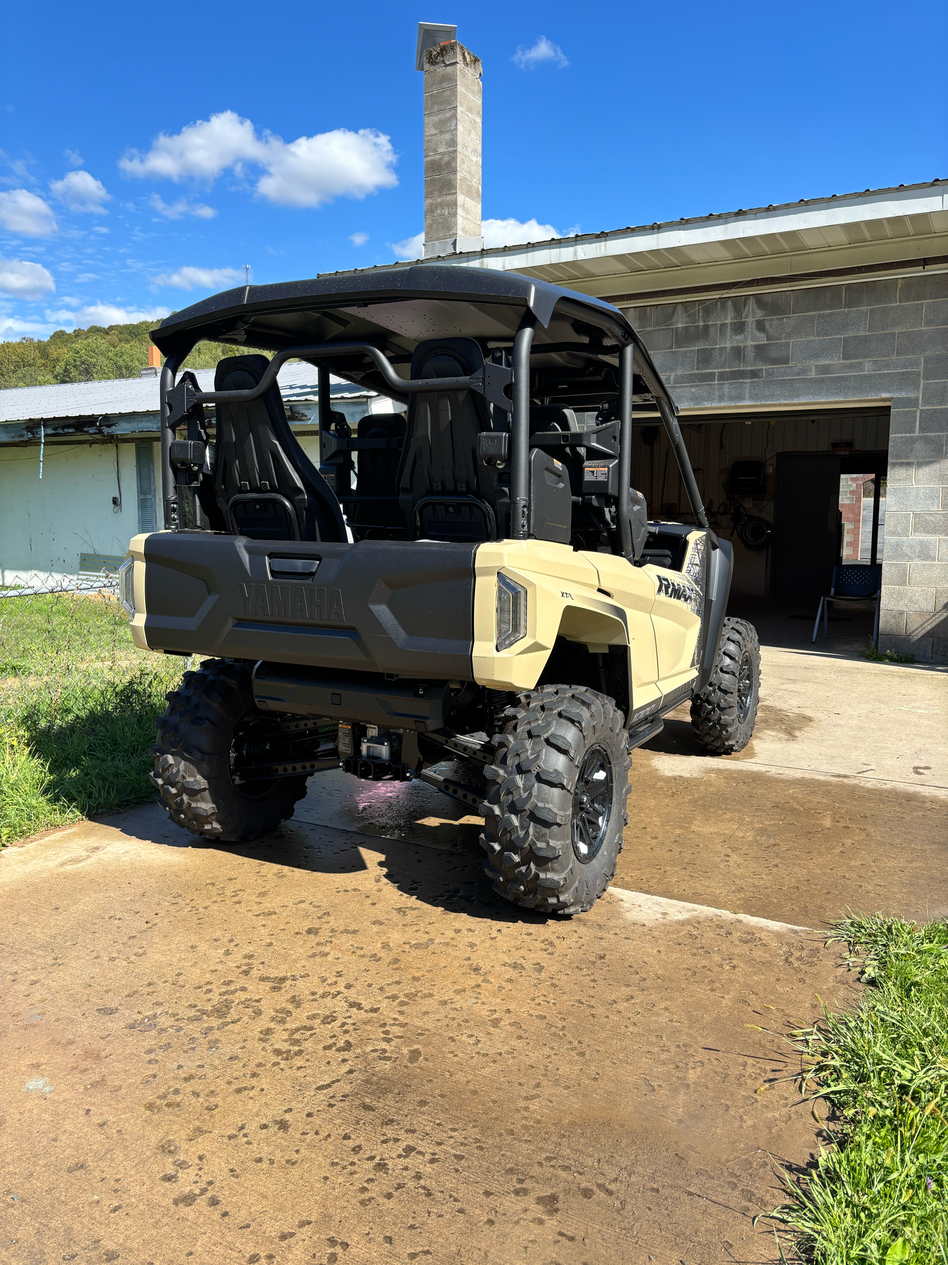 New 2023 Yamaha Wolverine RMAX4 1000 XT-R Desert Tan / Tactical
