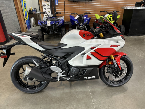 2026 Yamaha YZF-R3 — photo 1 of 22
