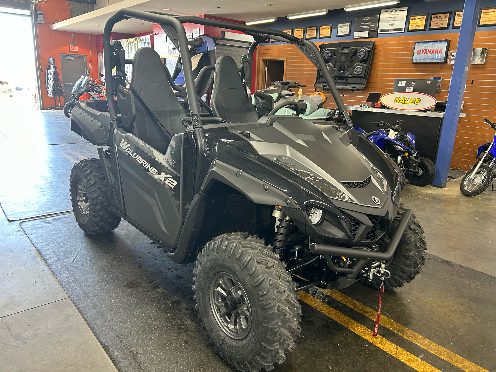 New 2025 Yamaha Wolverine X2 850 XT-R Matte Grey / Metallic Black