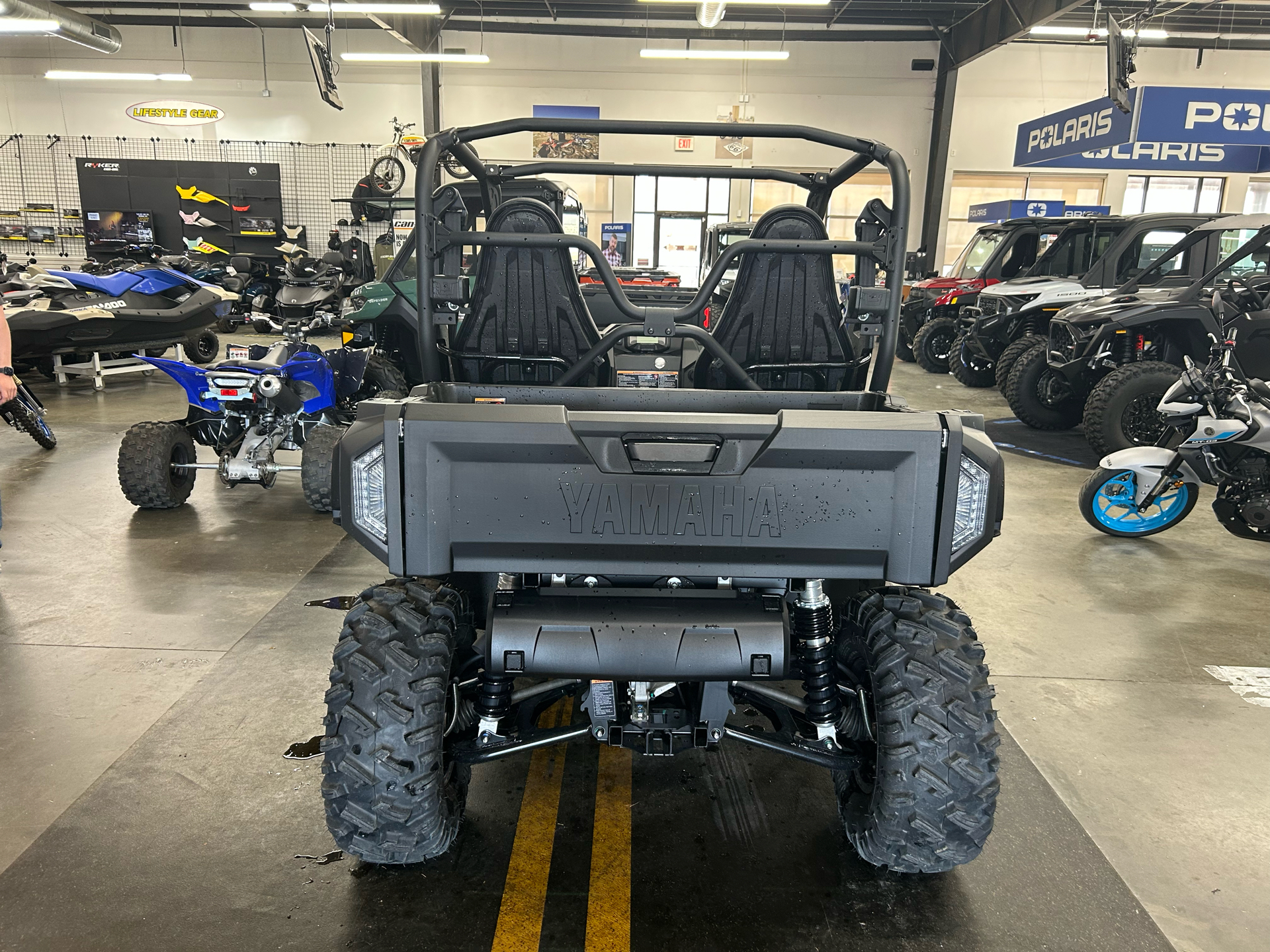 New 2025 Yamaha Wolverine X2 850 XT-R Matte Grey / Metallic Black