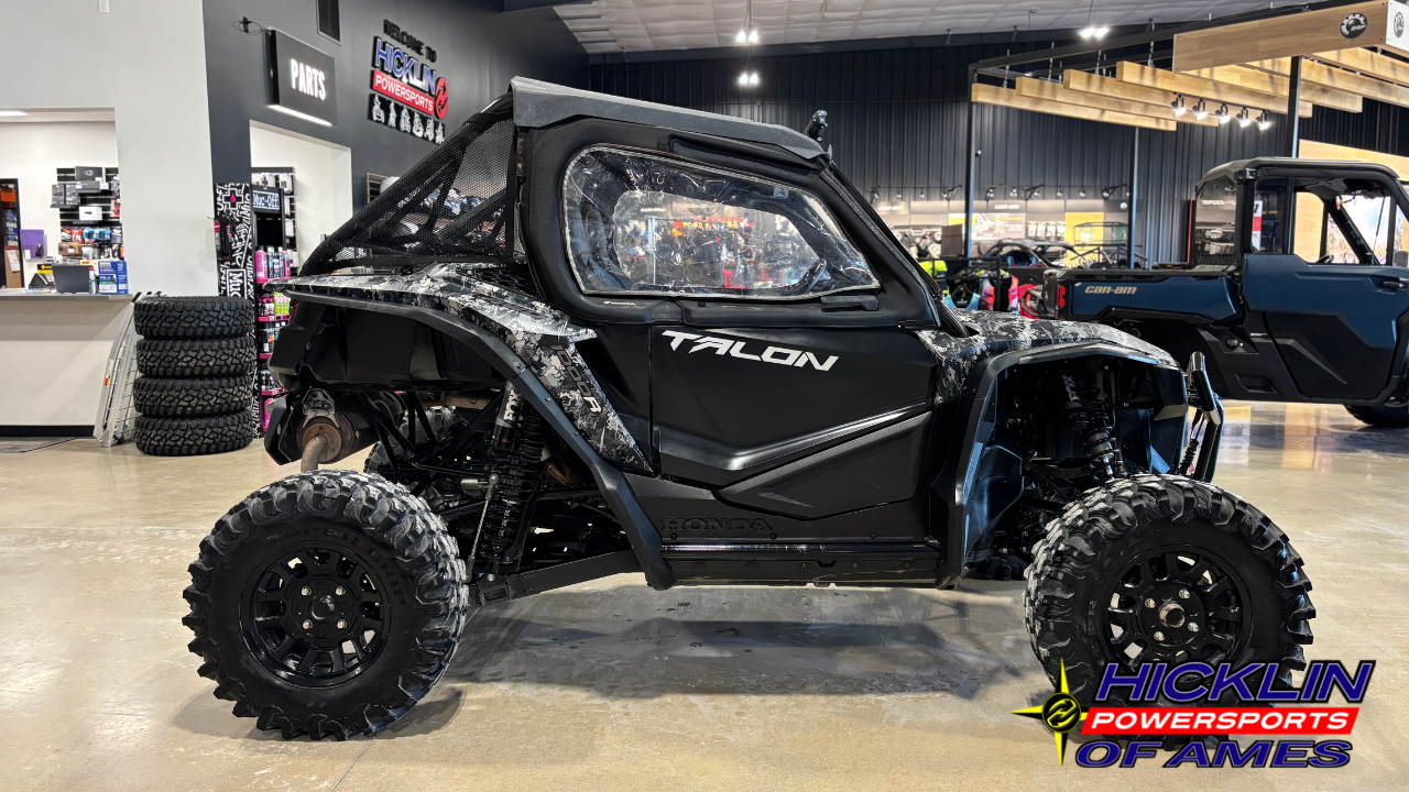 IRONMANとのコラボフレーム。リミテッドエディション「TALON」 Used 2021 Honda Talon 1000R Special Edition Viper Urban Camo