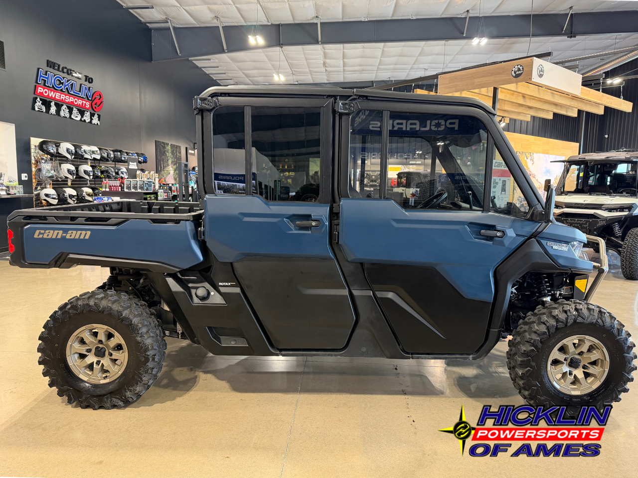 2025 Can-Am Defender MAX Limited