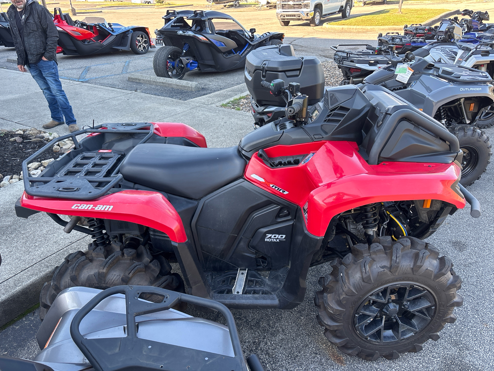 2025 Can-Am Outlander X MR 700 in Charleston, West Virginia - Photo 2
