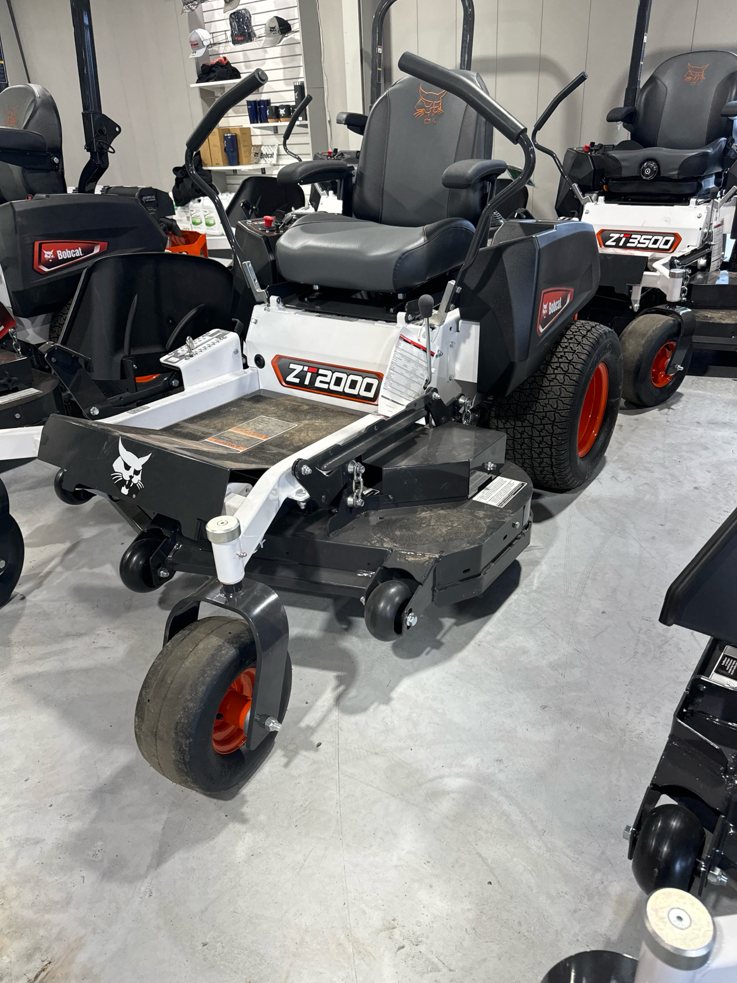 New 2023 Bobcat ZT2000 48 in. Kawasaki FR651V 21.5 hp, Mineral