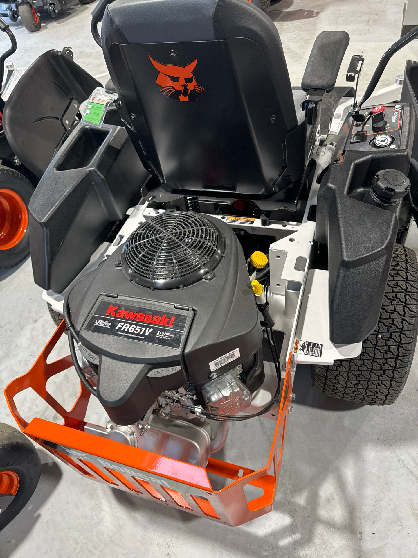 New 2023 Bobcat ZT2000 48 in. Kawasaki FR651V 21.5 hp, Mineral