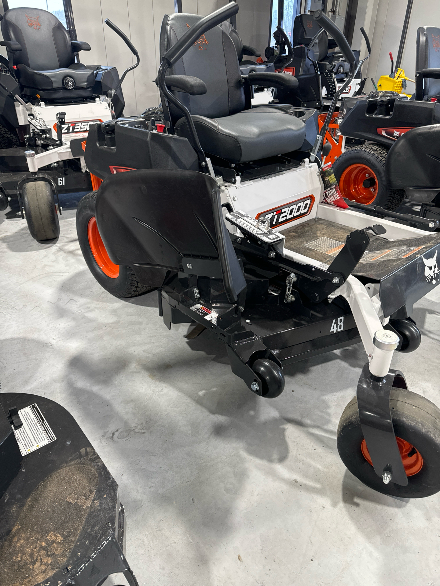 New 2023 Bobcat ZT2000 48 in. Kawasaki FR651V 21.5 hp, Mineral