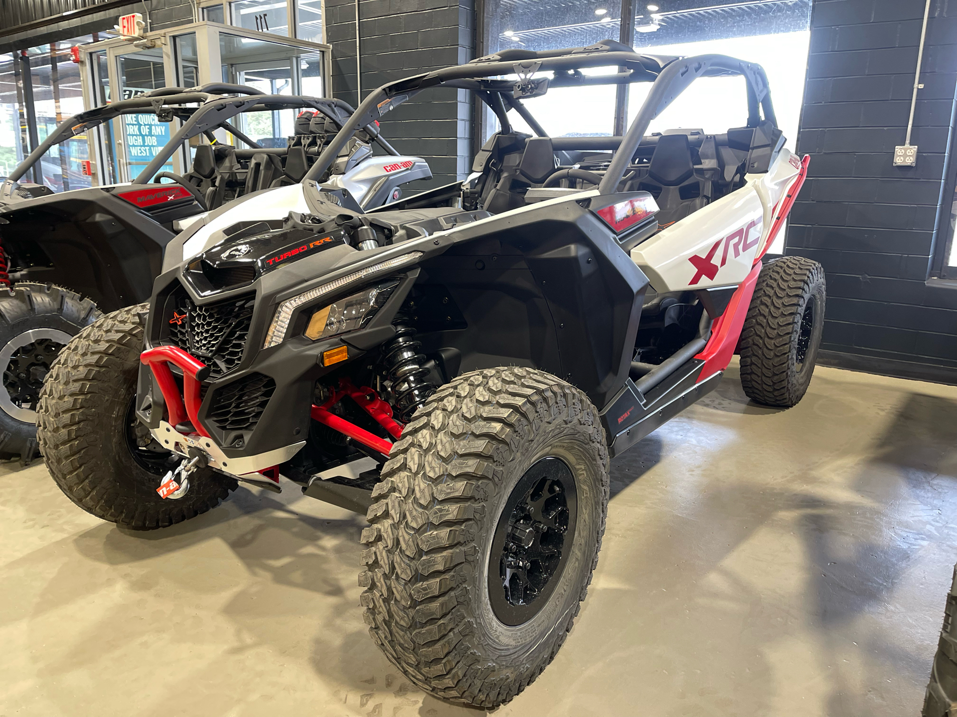 New 2025 Can-Am Maverick X3 X RC Turbo RR 64, New Martinsville WV