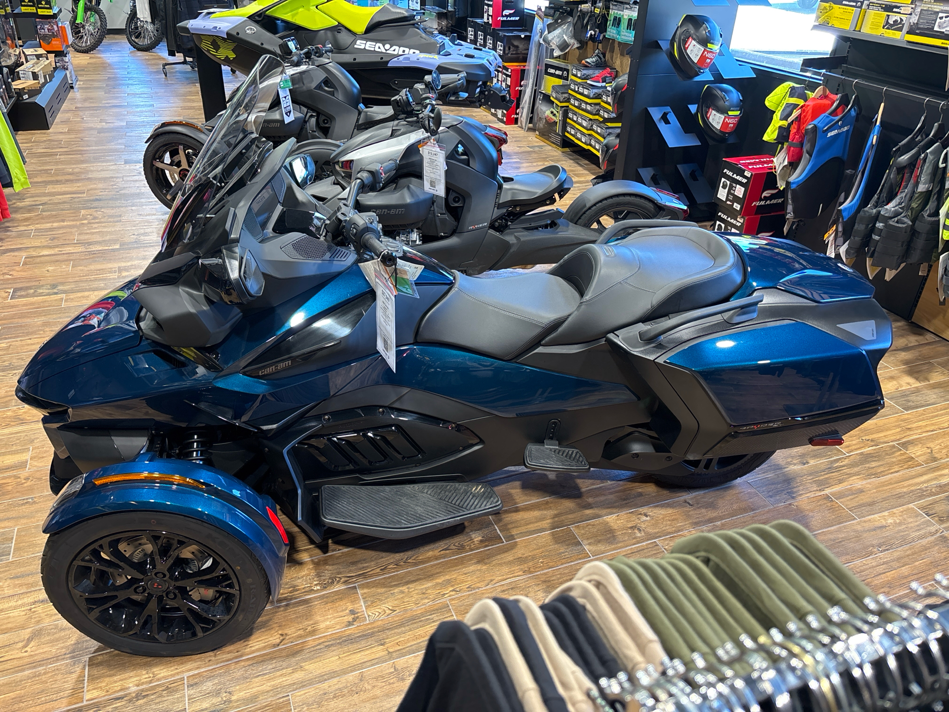 【中古】PETROLPICS Can-Am New 2024 Can-Am Spyder RT, Barboursville WV | Specs, Price, Photos