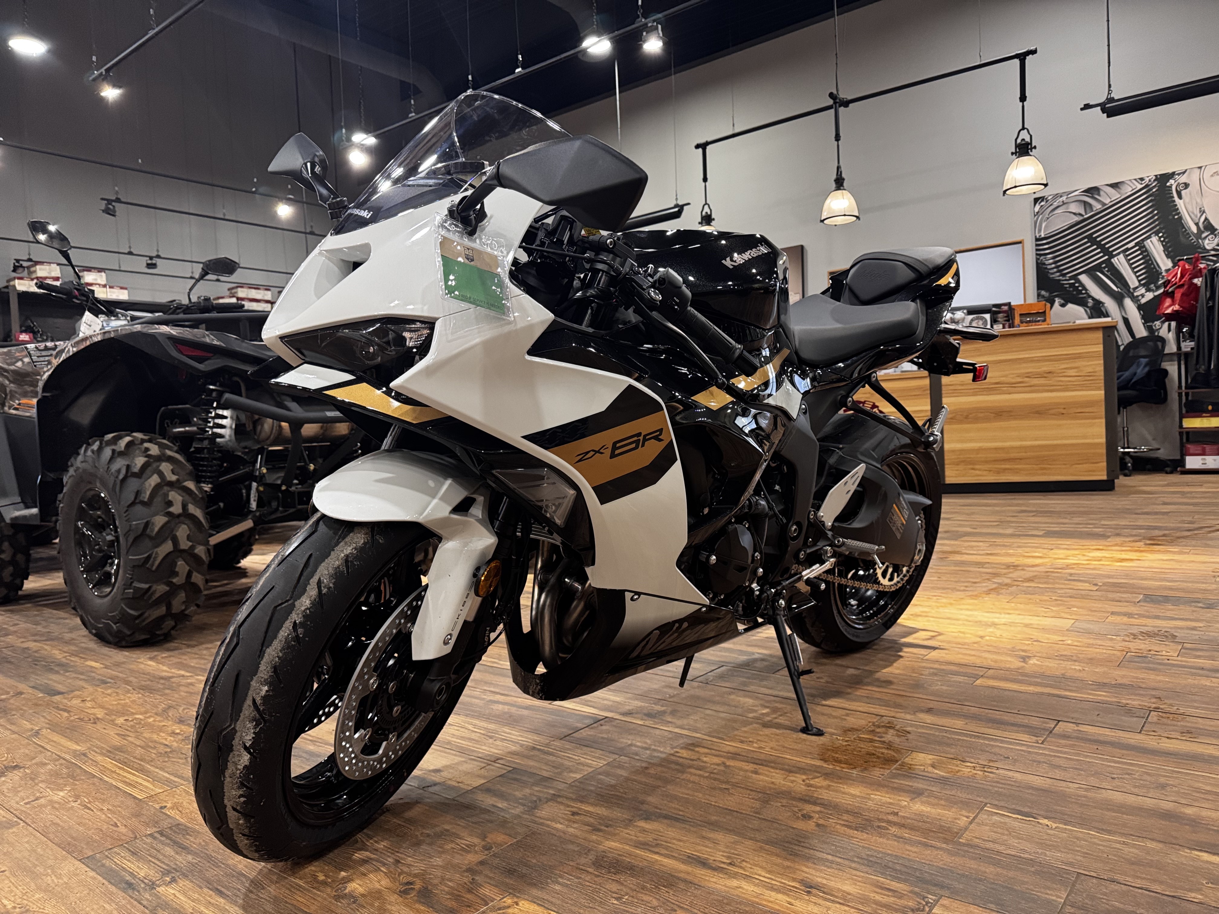 New 2026 Kawasaki Ninja® ZX™-6R ABS, Mineral Wells WV | Specs