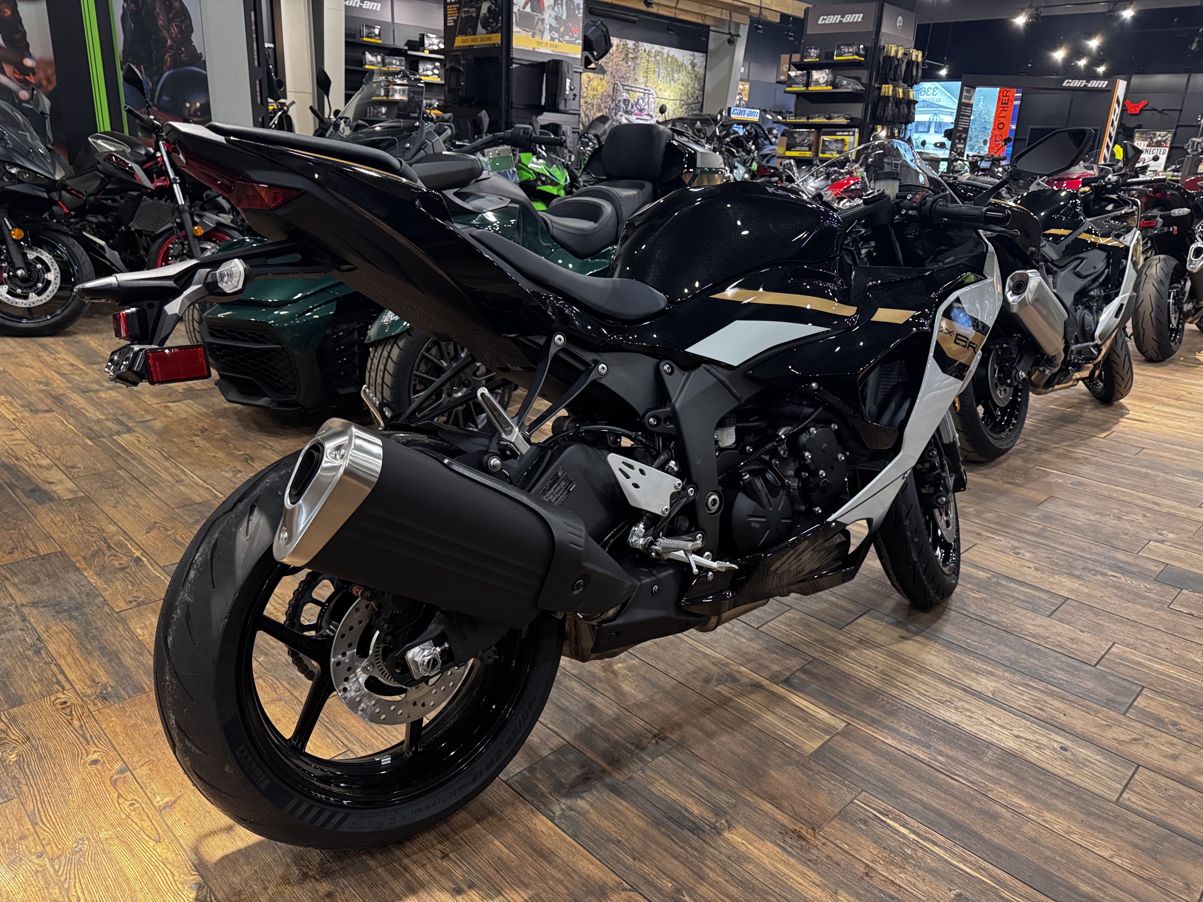 New 2026 Kawasaki Ninja® ZX™-6R ABS, Mineral Wells WV | Specs