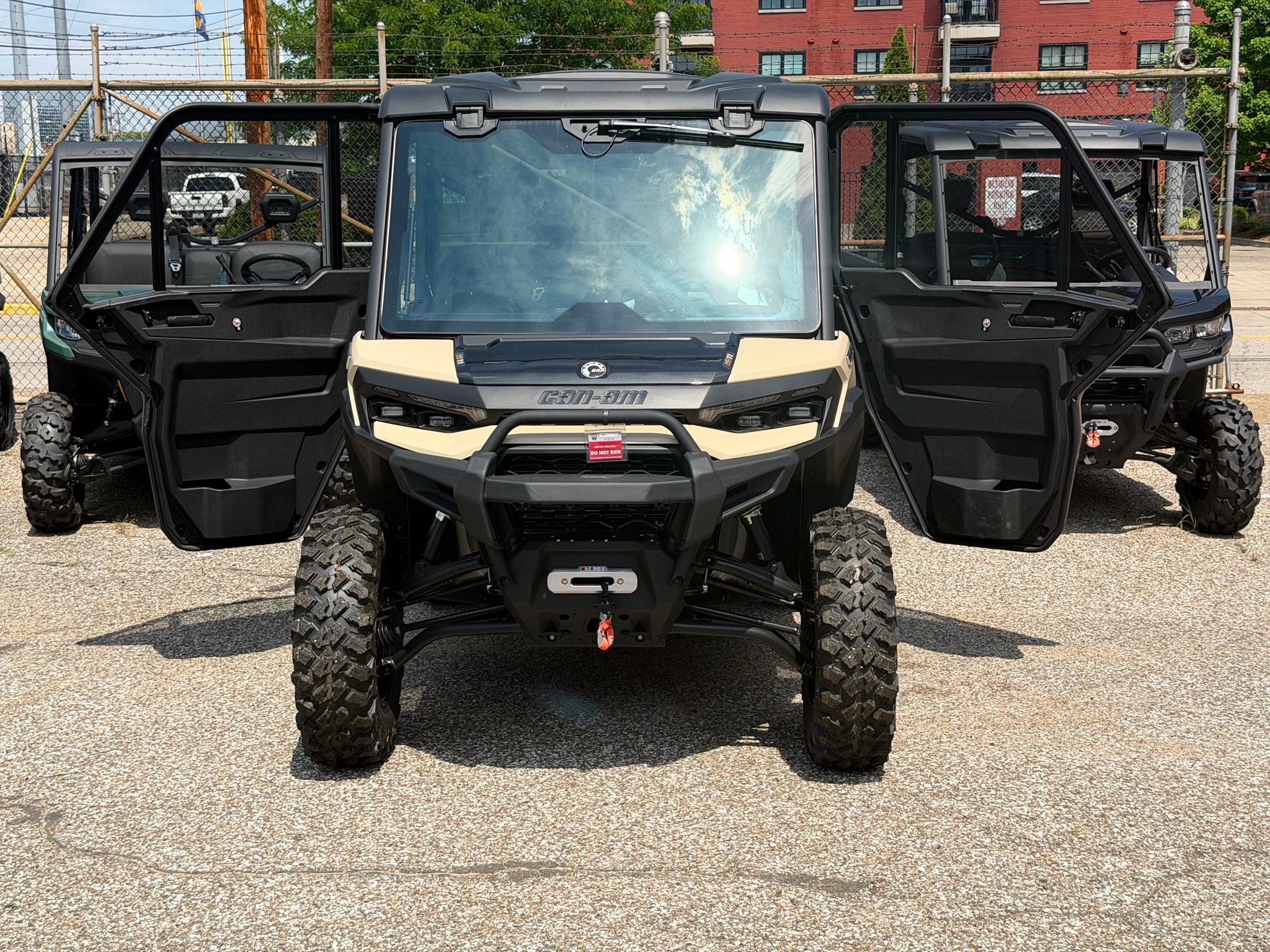 2026 Can-Am™ Defender Limited HD11 4