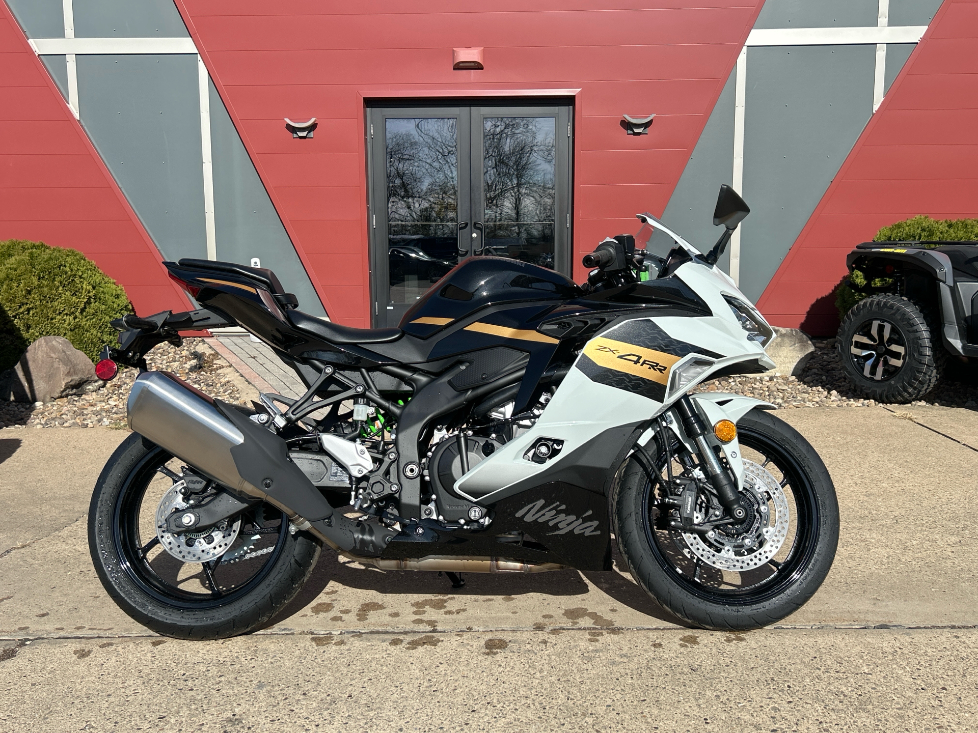New 2026 Kawasaki Ninja ZX-4RR ABS, Mineral Wells WV | Specs