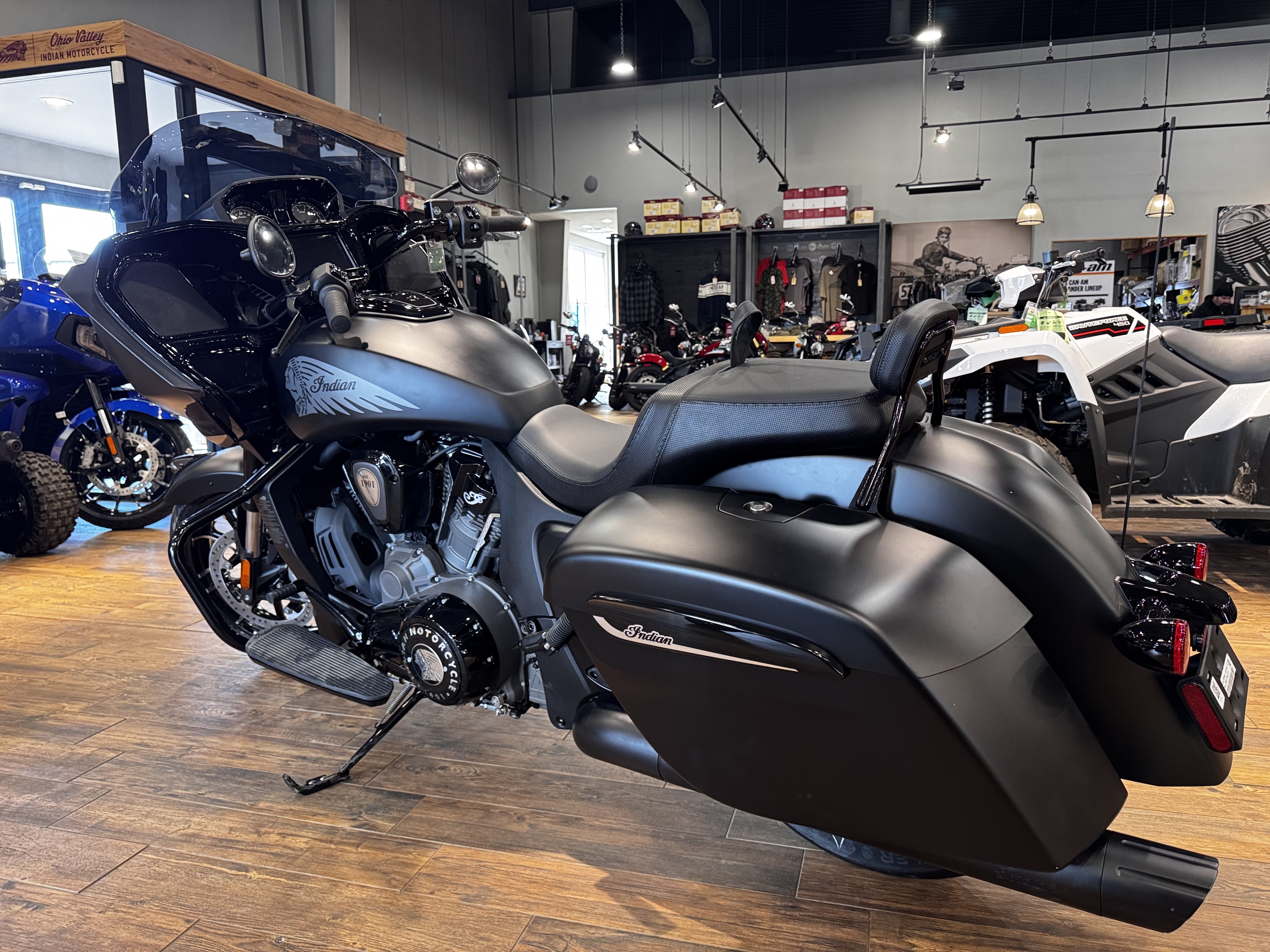 New 2026 Indian Motorcycle Challenger® Dark Horse®, Mineral Wells