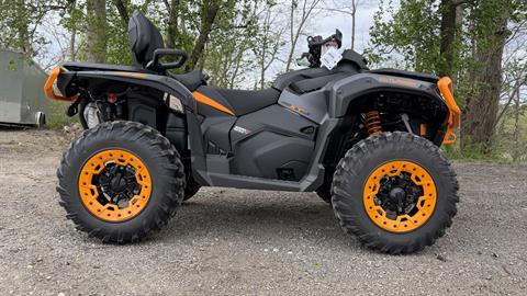 2026 Can-Am Outlander MAX XT-P 1000R Smart-Shox with 10.25 in. touchscreen display