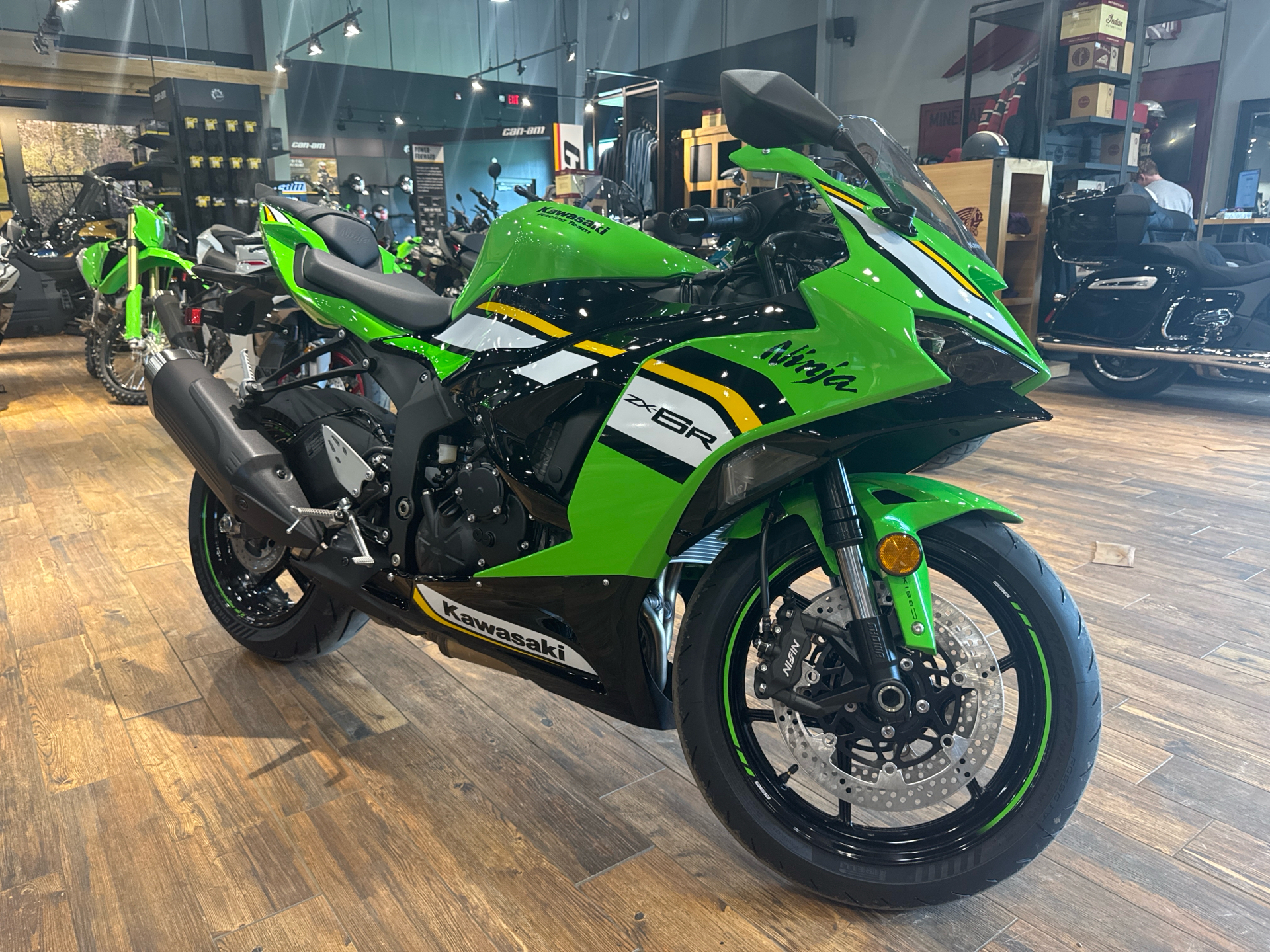 RR New 2025 Kawasaki Ninja ZX-6R KRT Edition Lime Green / Ebony