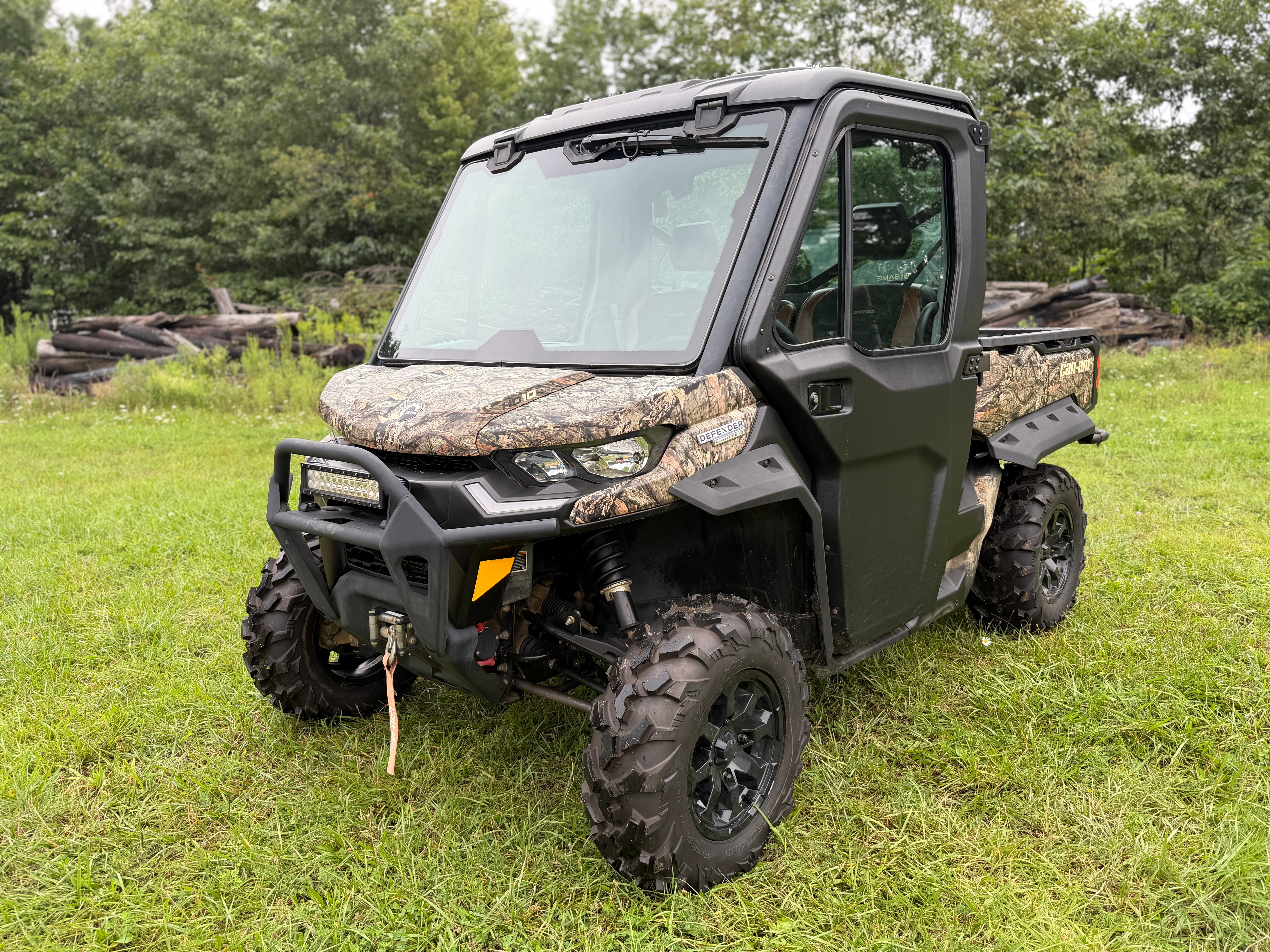 2021 Defender Limited HD10