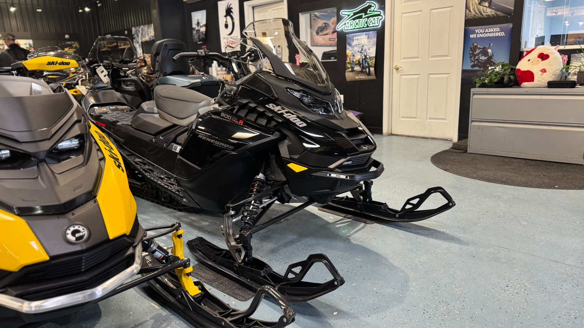 2026 Ski-Doo Renegade Adrenaline w/ Enduro Package 900 ACE Turb 5