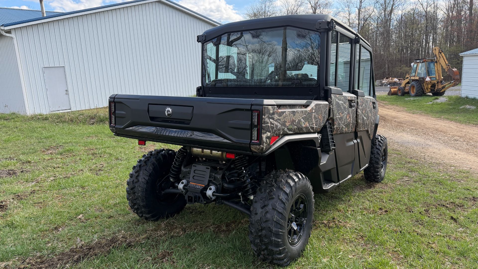 2026 Can-Am™ Defender MAX XT CAB HD11 4