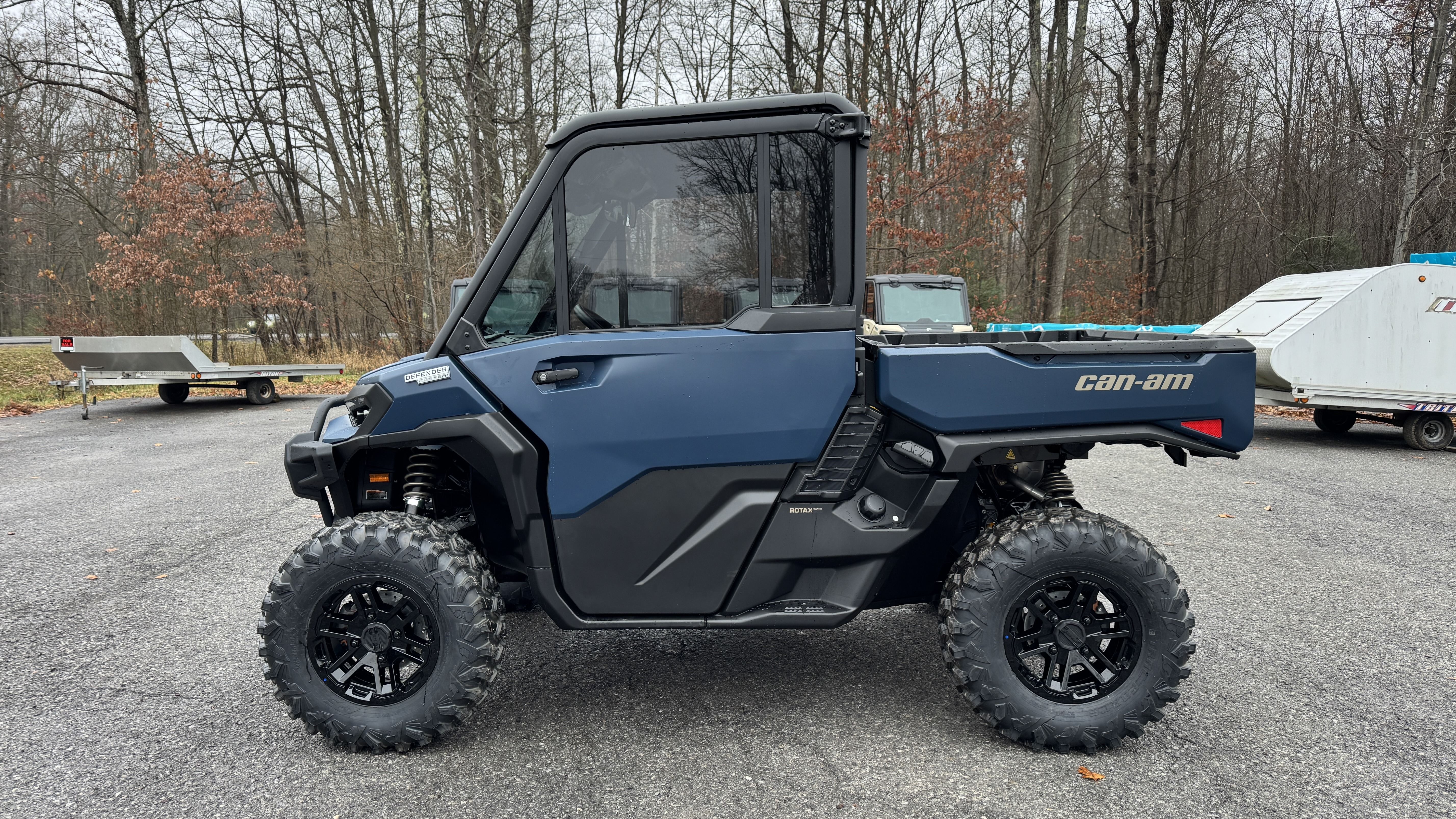 2026 Can-Am™ Defender Limited HD11 2