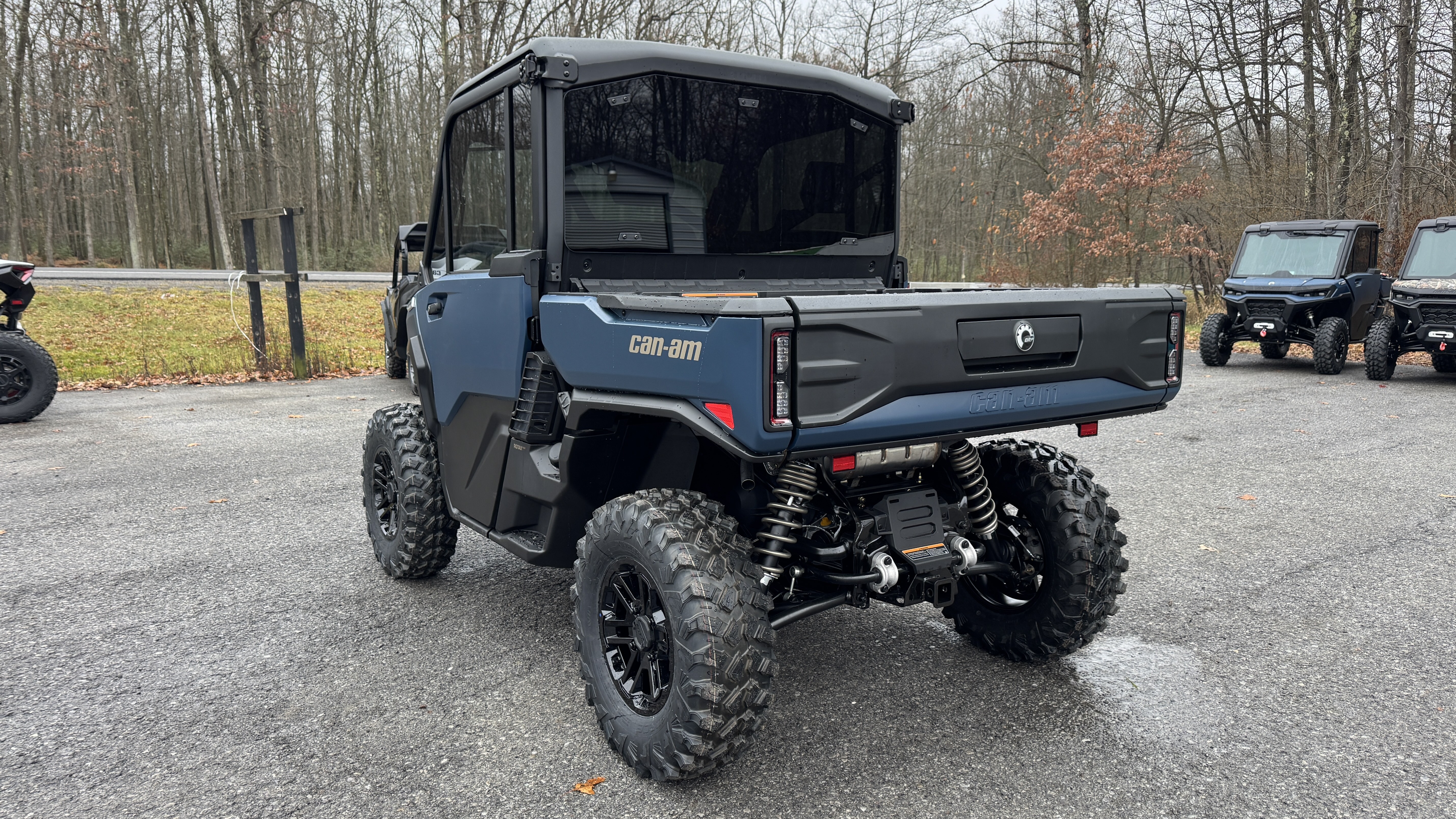 2026 Can-Am™ Defender Limited HD11 3