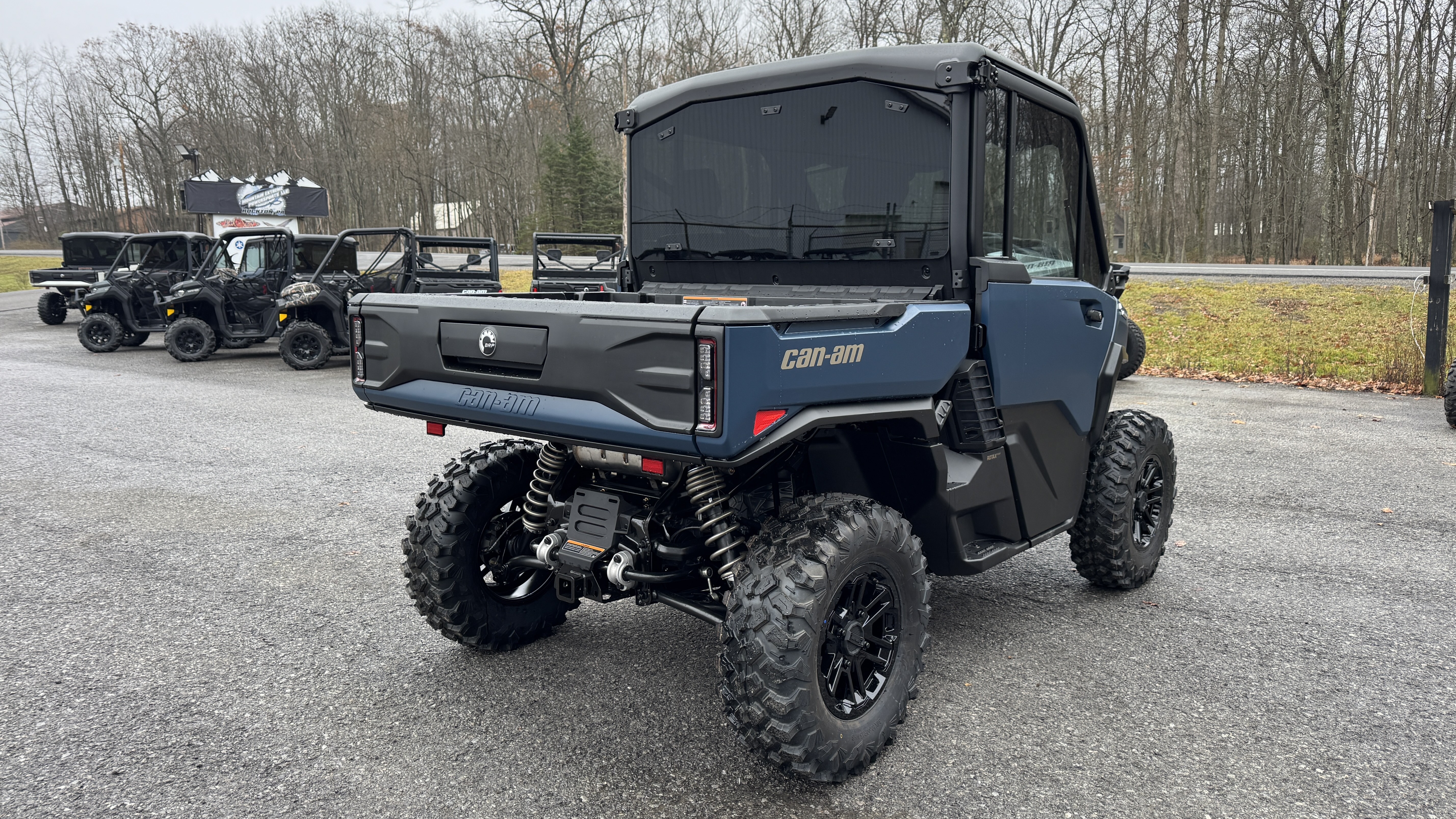 2026 Can-Am™ Defender Limited HD11 4