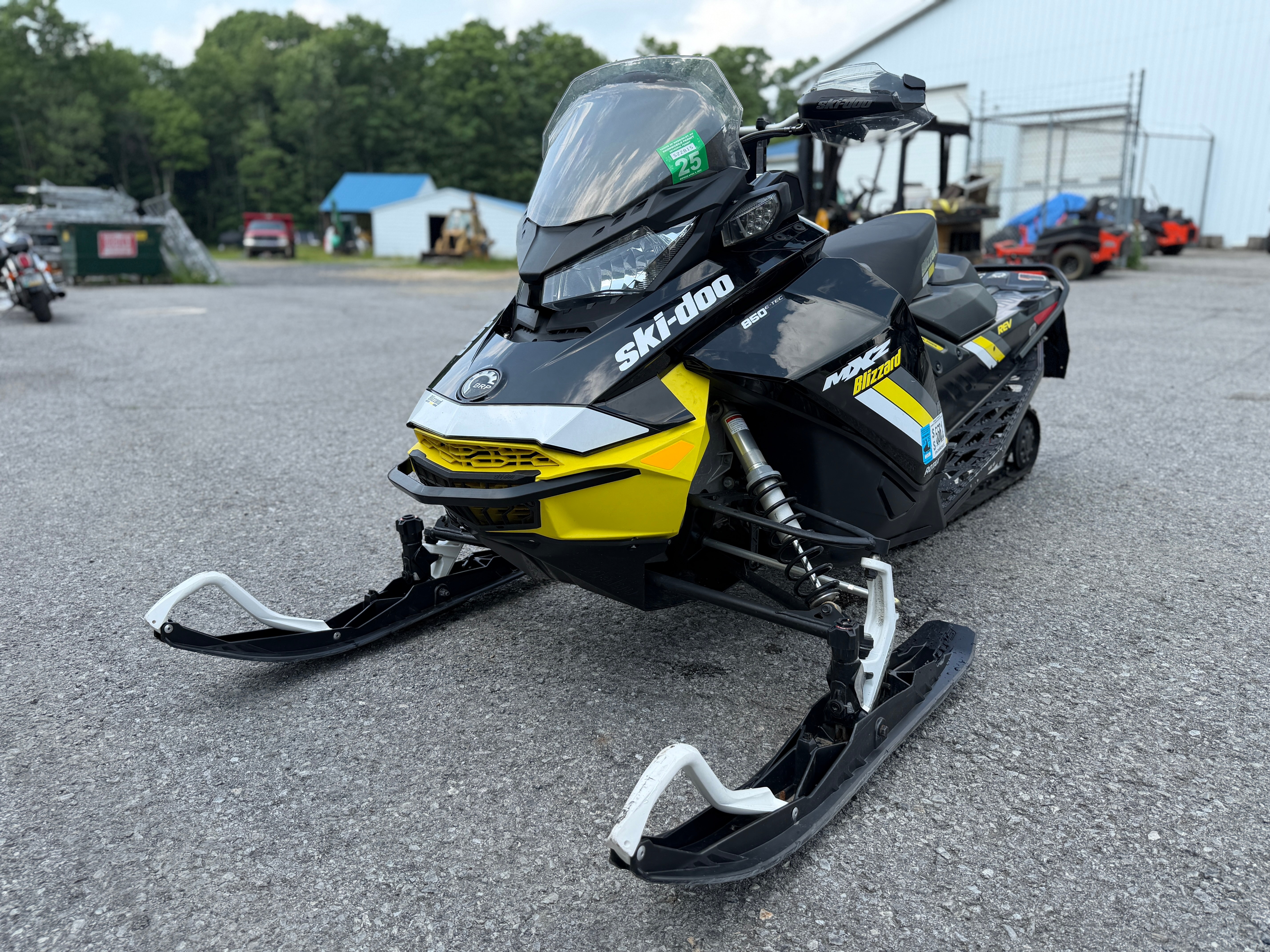2018 MXZ Blizzard 850 E-TEC