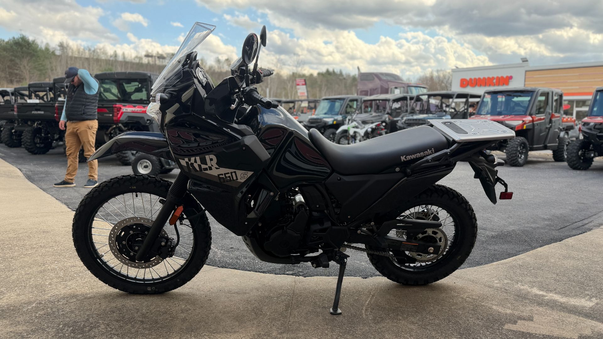 2026 Kawasaki KLR®650 S 3