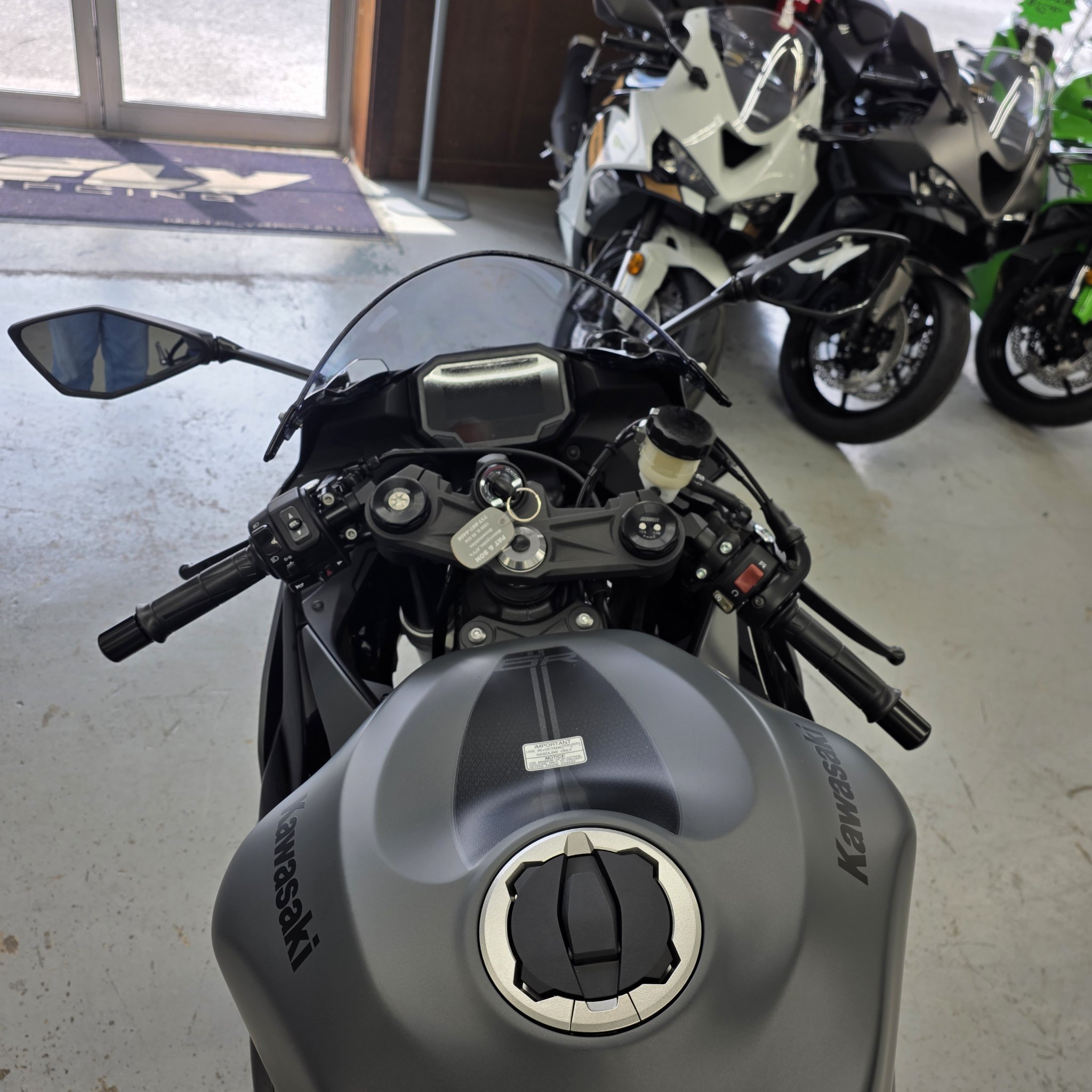 2026 Kawasaki Ninja® ZX-6R ABS 5