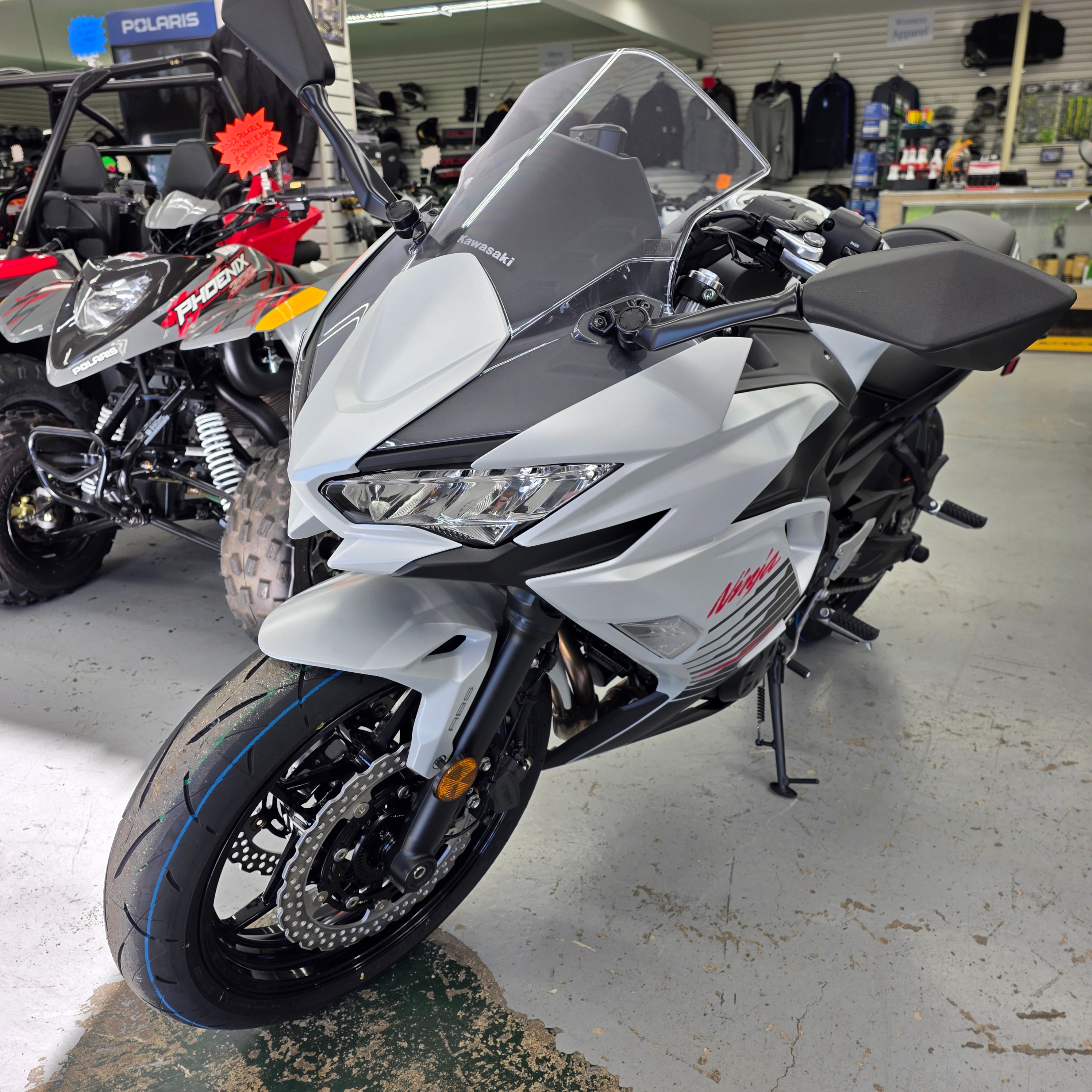 2026 Kawasaki Ninja® 650 ABS 3