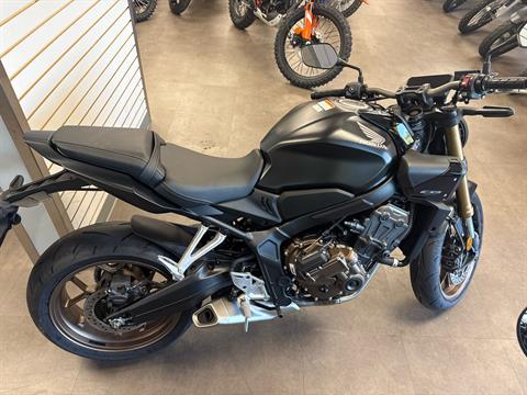 2026 Honda CB650R E-Clutch
