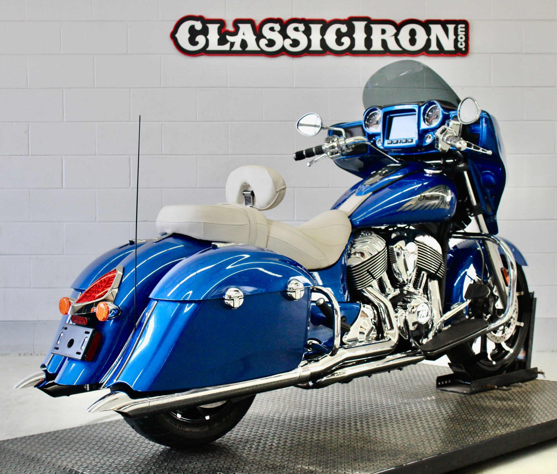 Used 2018 Indian Motorcycle Chieftain® Limited ABS Brilliant Blue