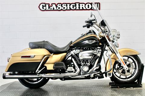Used 2017 Harley-Davidson Road King® Black Hills Gold Black