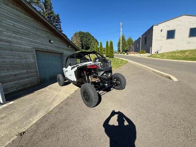 2026 Polaris RZR Pro R 4 Ultimate 3