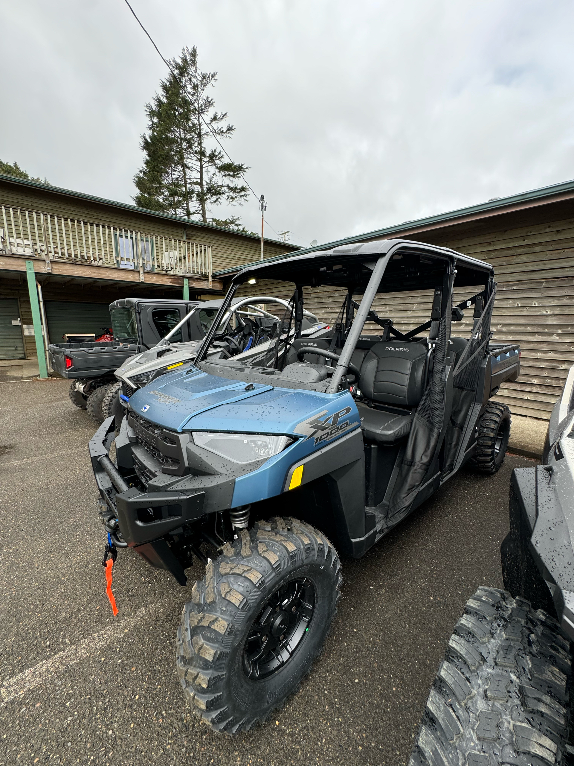 2025 Polaris Ranger Crew XP 1000 Premium in North Bend, Oregon - Photo 1