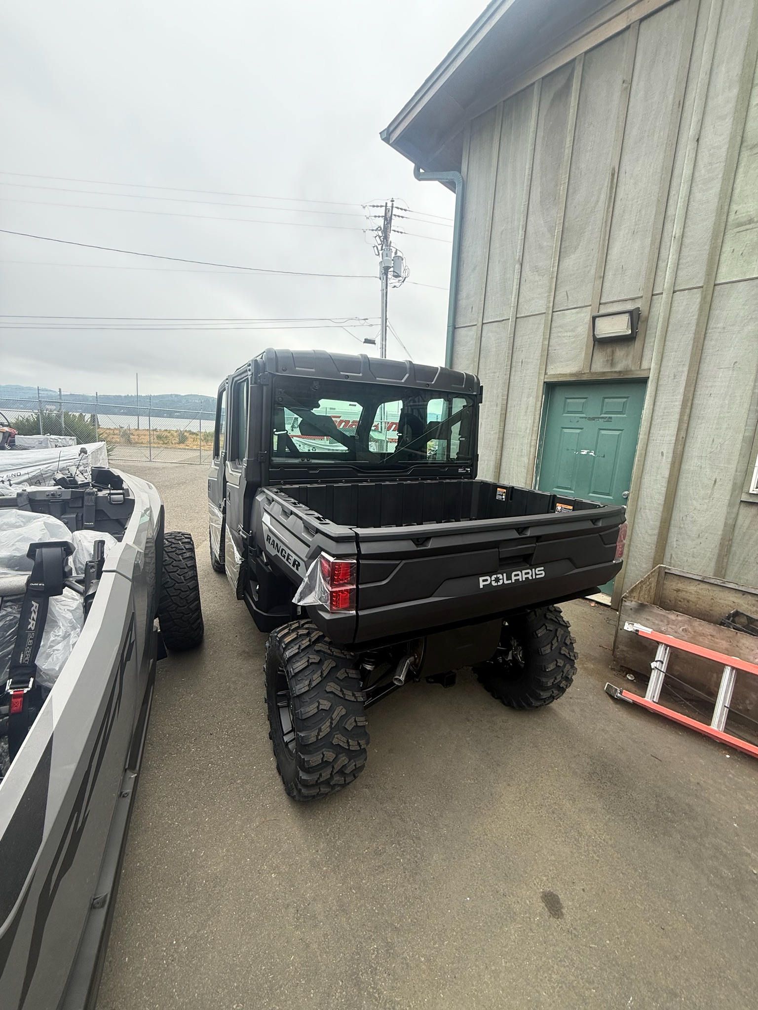 2027 Polaris Ranger Crew XP 1000 Cab 4