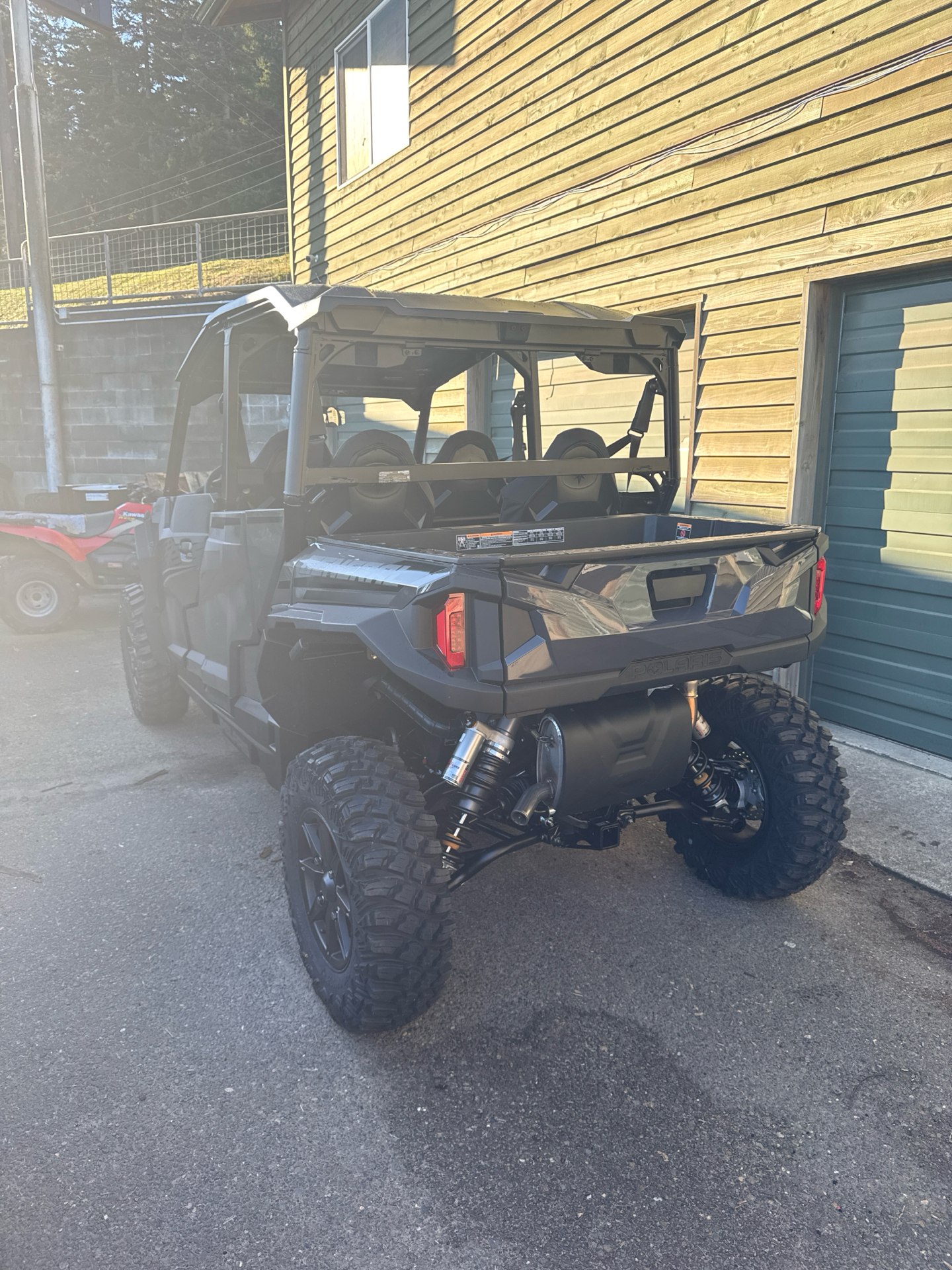 2025 Polaris General XP 4 1000 Ultimate in North Bend, Oregon - Photo 3