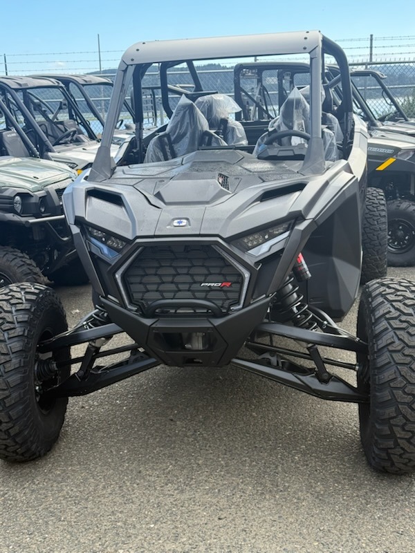 2026 RZR Pro R 4 Ultimate