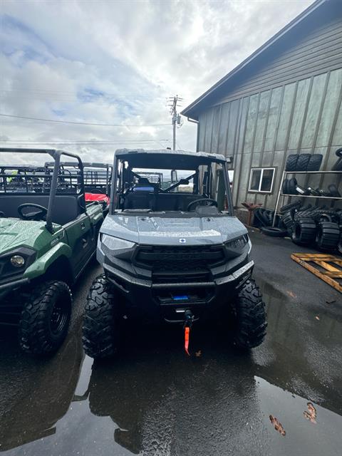 2025 Polaris Ranger Crew XP 1000 Premium in North Bend, Oregon - Photo 2