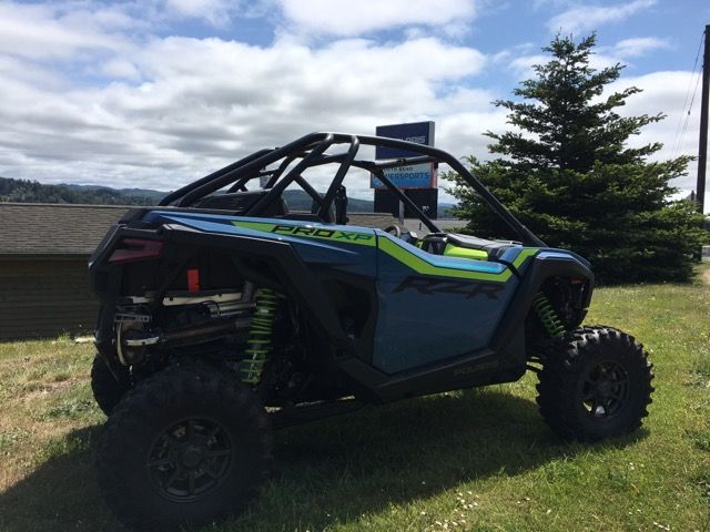 2025 Polaris RZR PRO XP Premium in North Bend, Oregon - Photo 2
