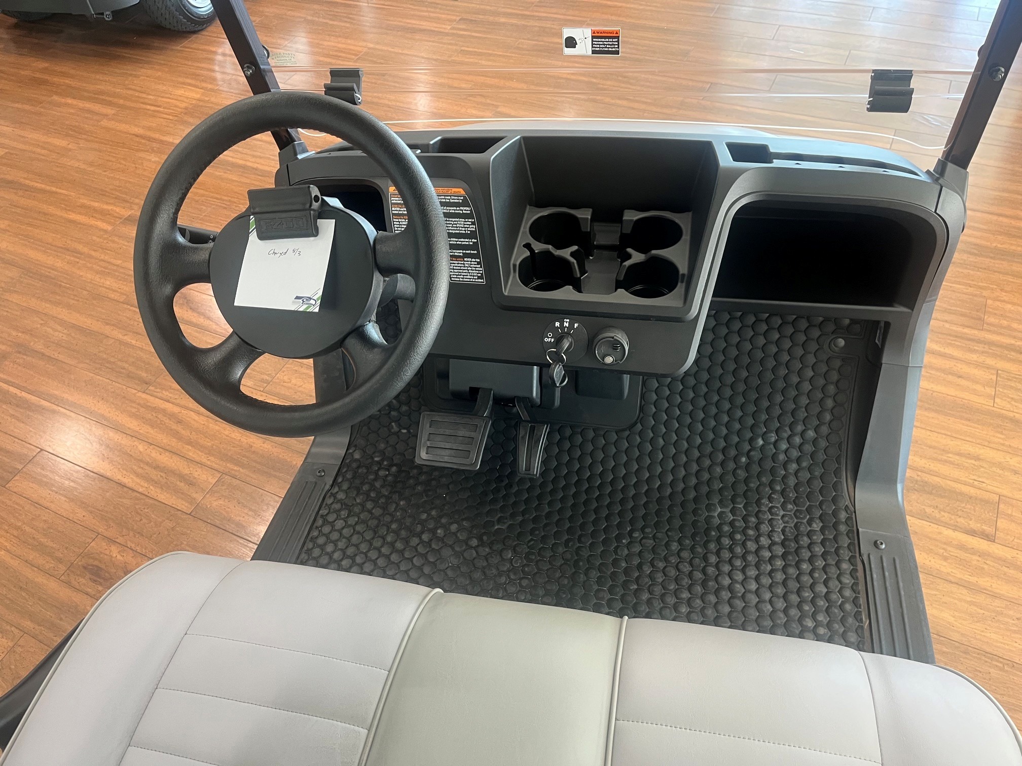 2026 EZGO RXV photo 7