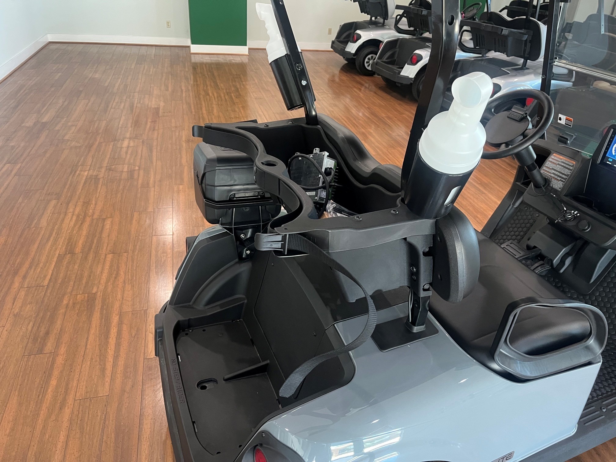 2026 EZGO RXV photo 5