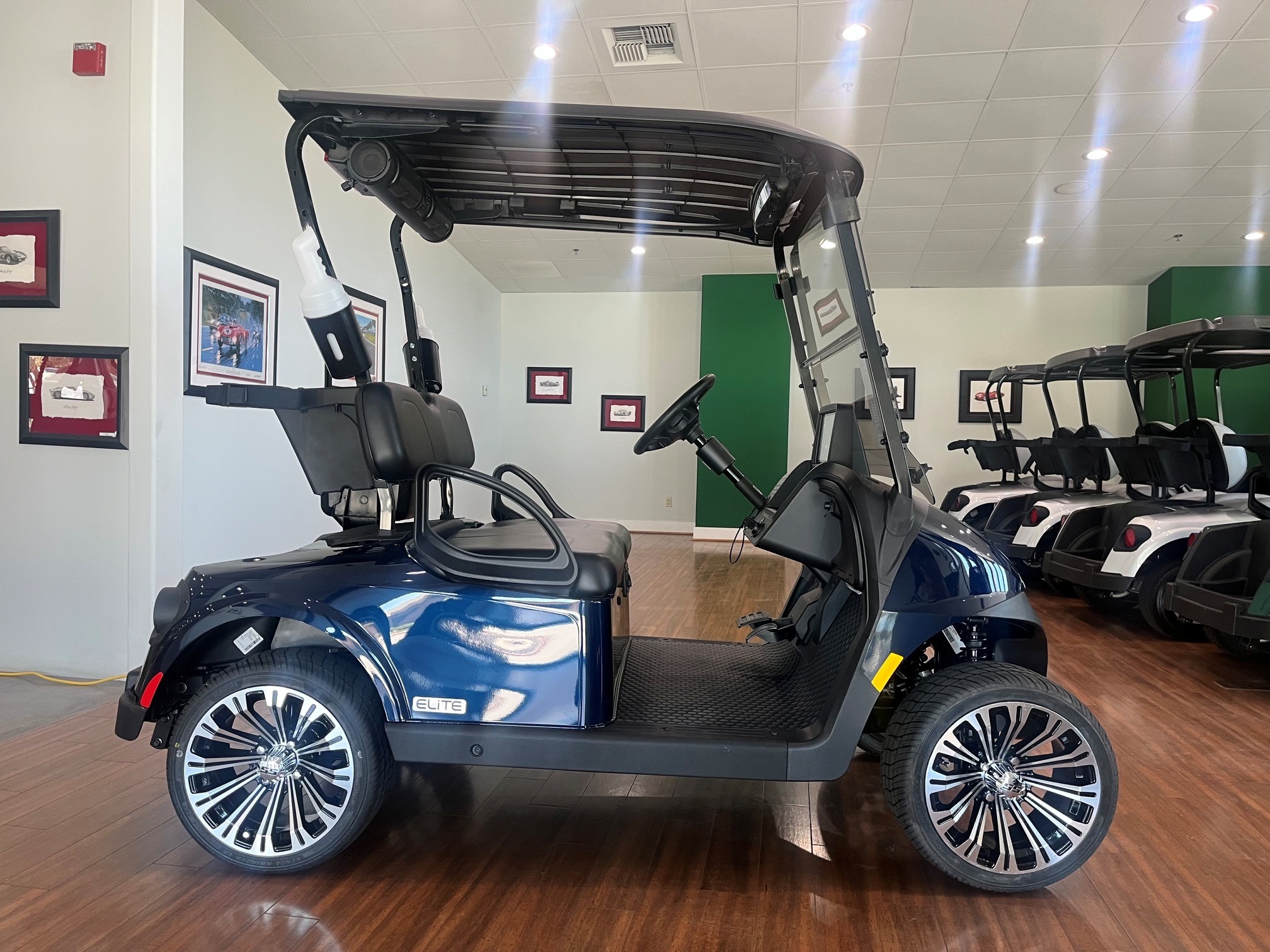 2026 EZGO RXV photo 4