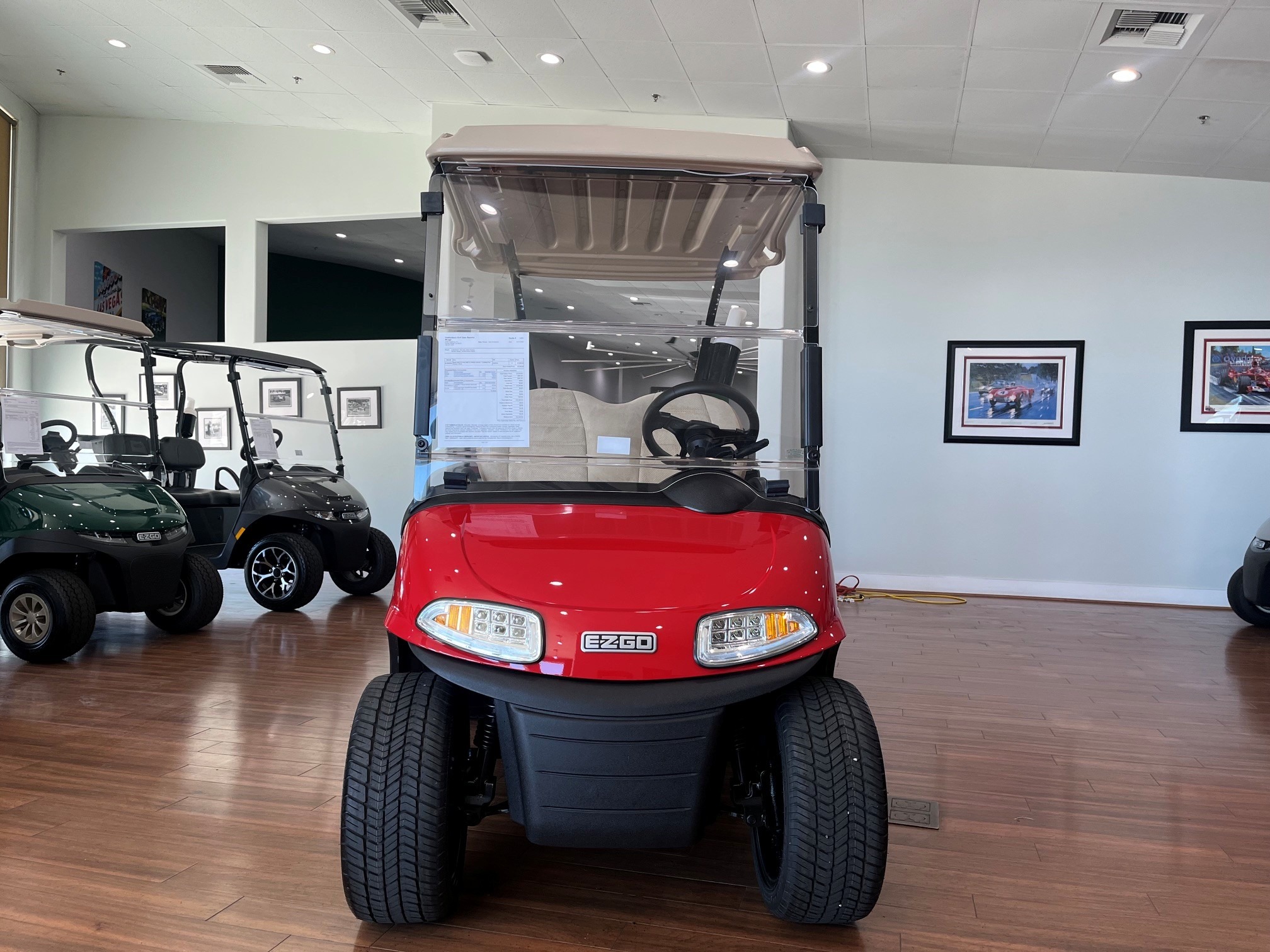 2021 EZGO RXV photo 2