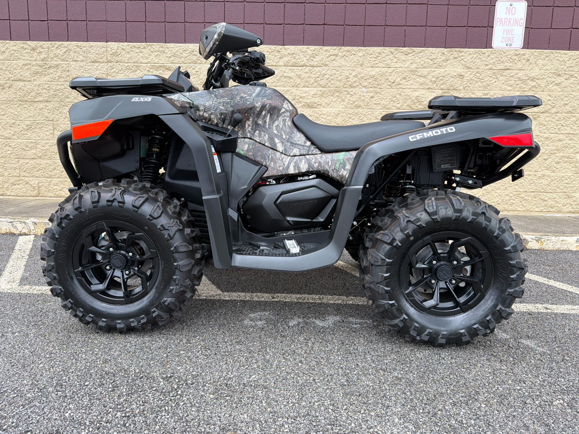 2025  CForce 600 5
