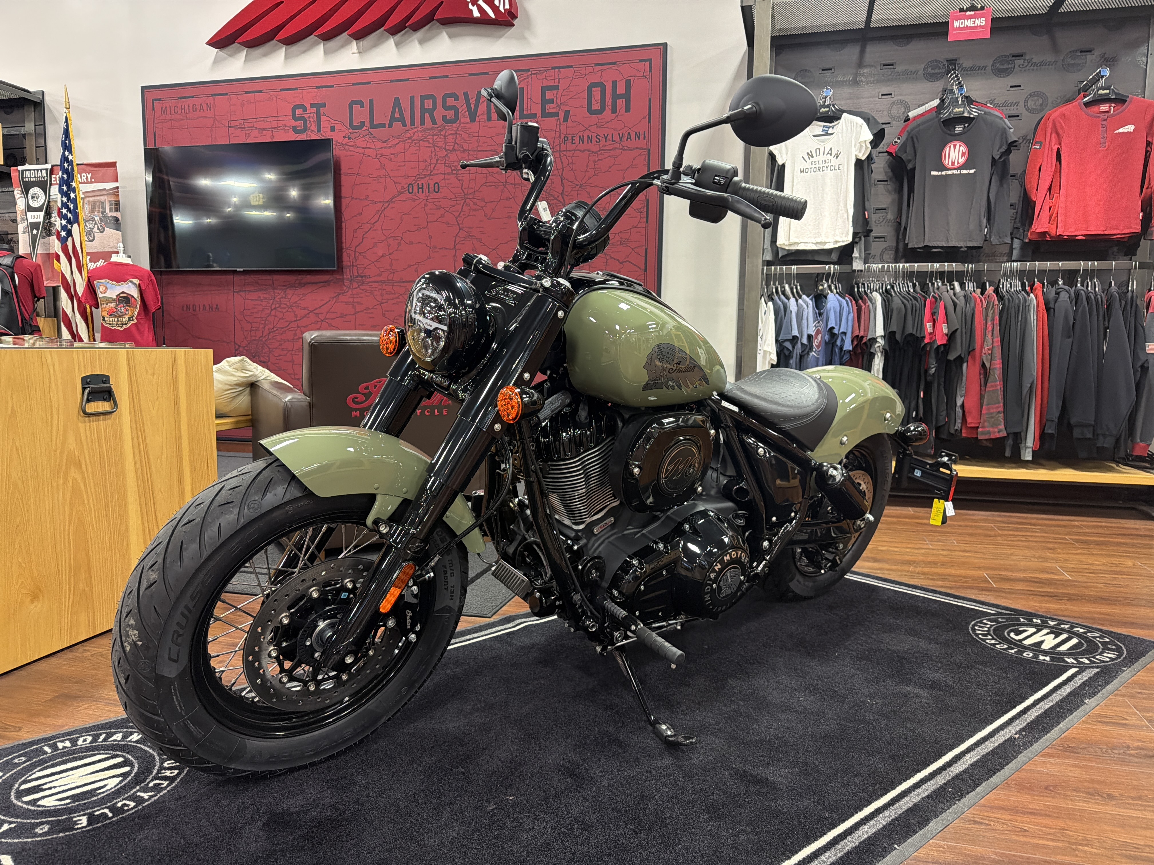 2026  Chief Bobber Dark Horse® 1