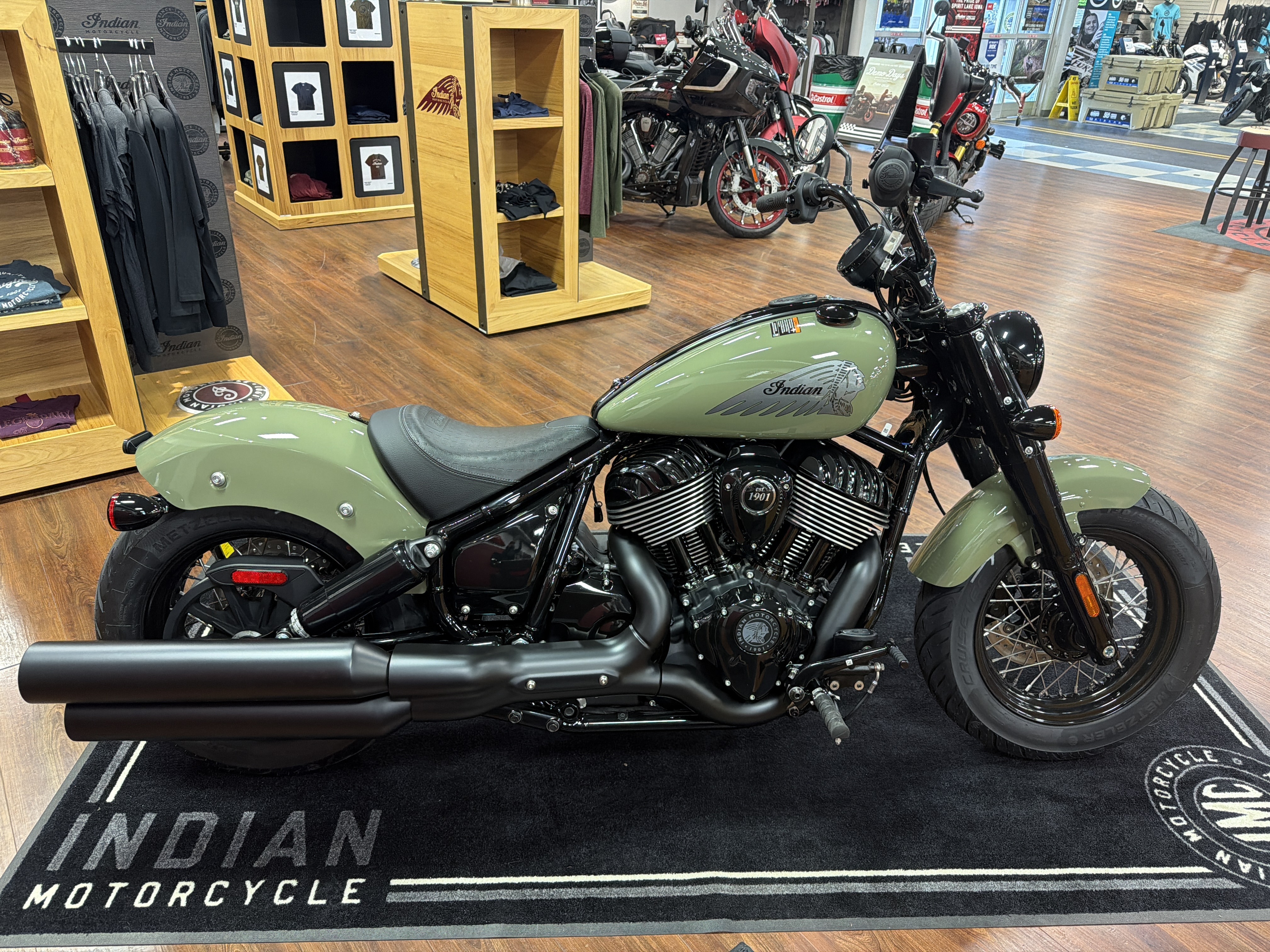 2026  Chief Bobber Dark Horse® 3