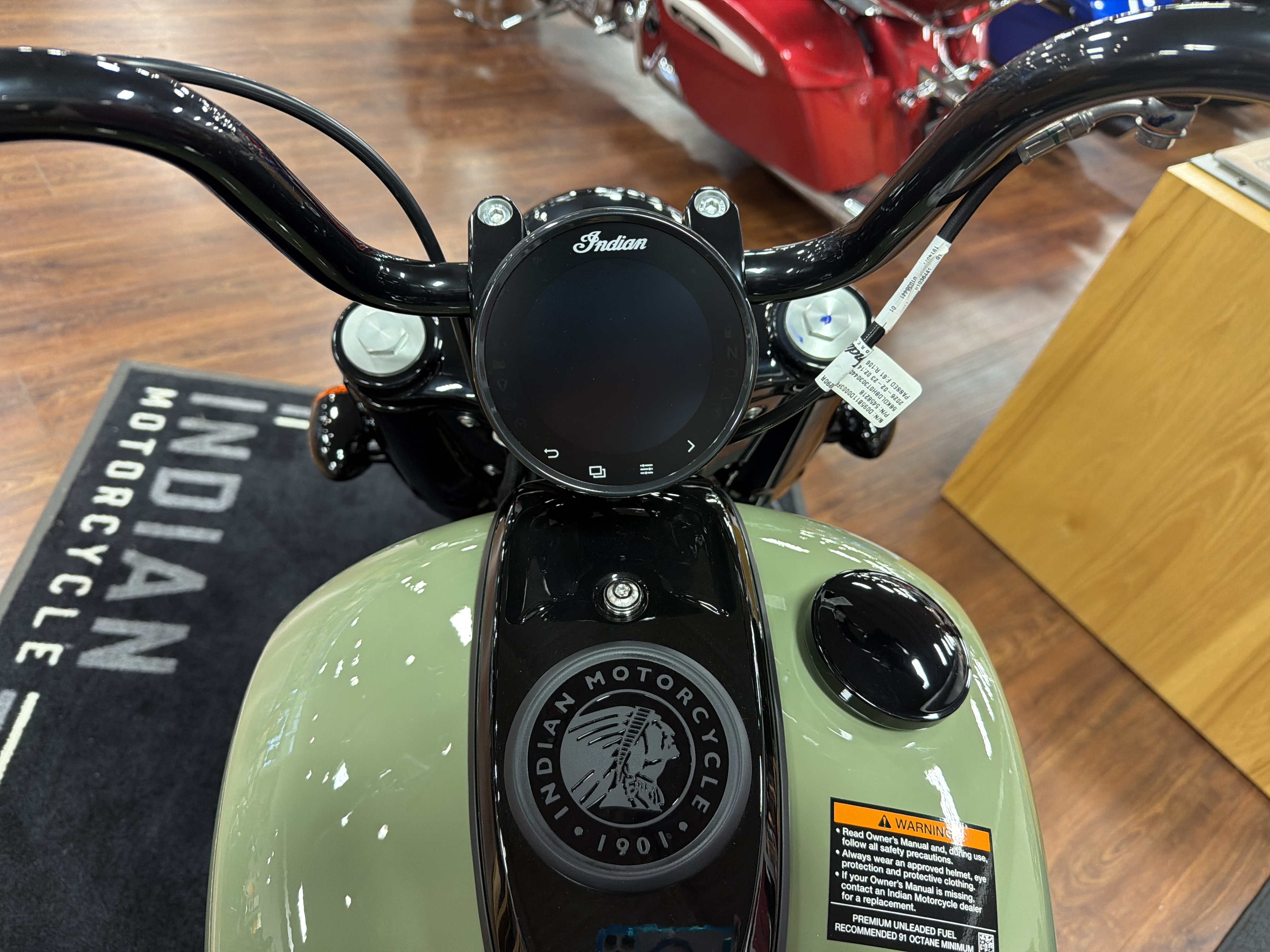 2026  Chief Bobber Dark Horse® 10