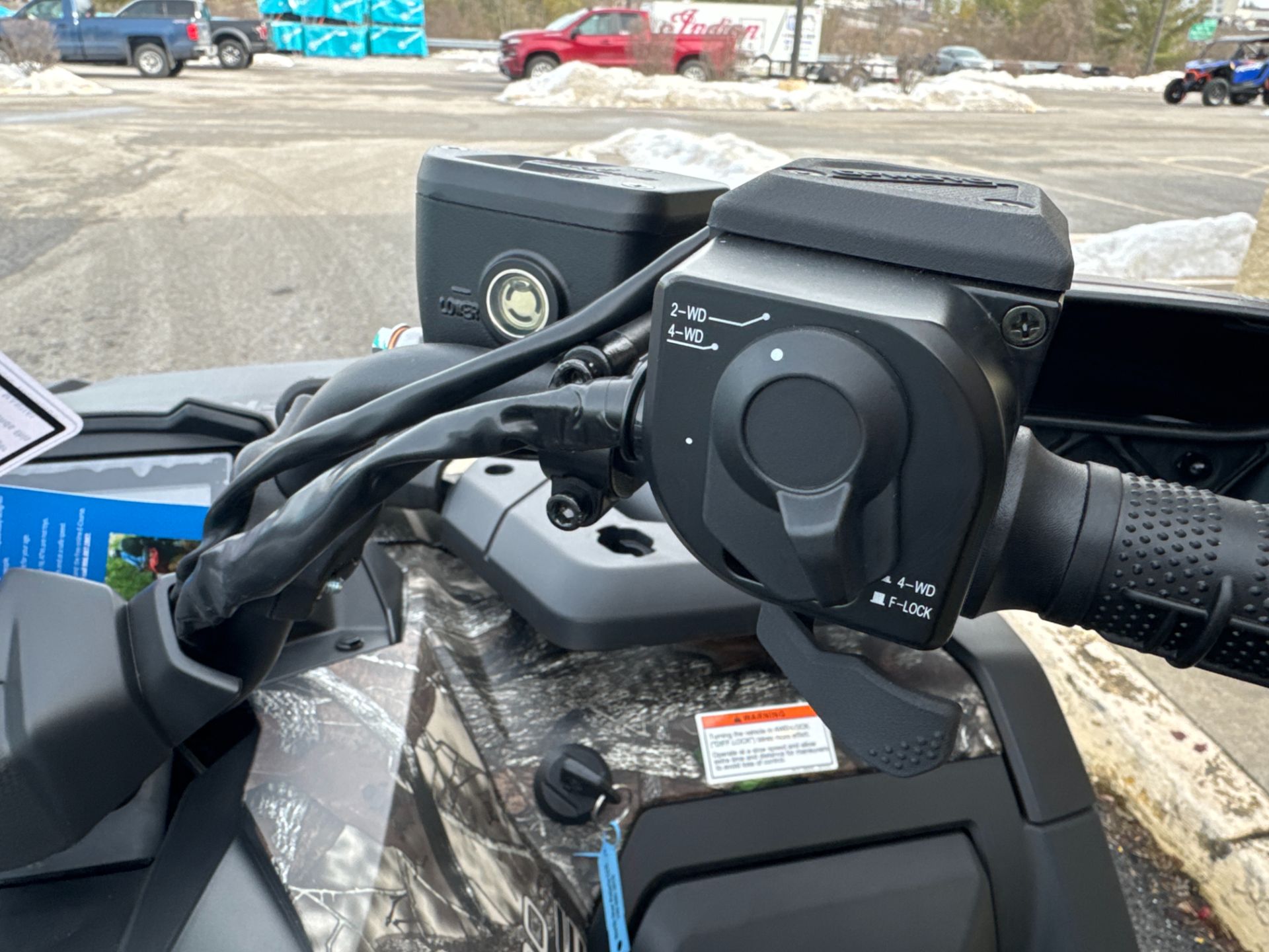 2025  CForce 600 Touring 8