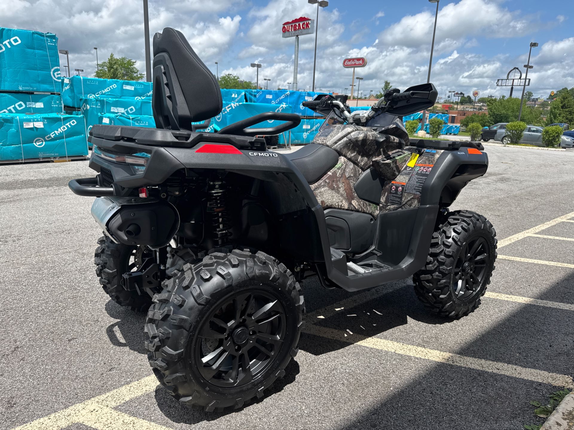 2025  CForce 600 Touring 3