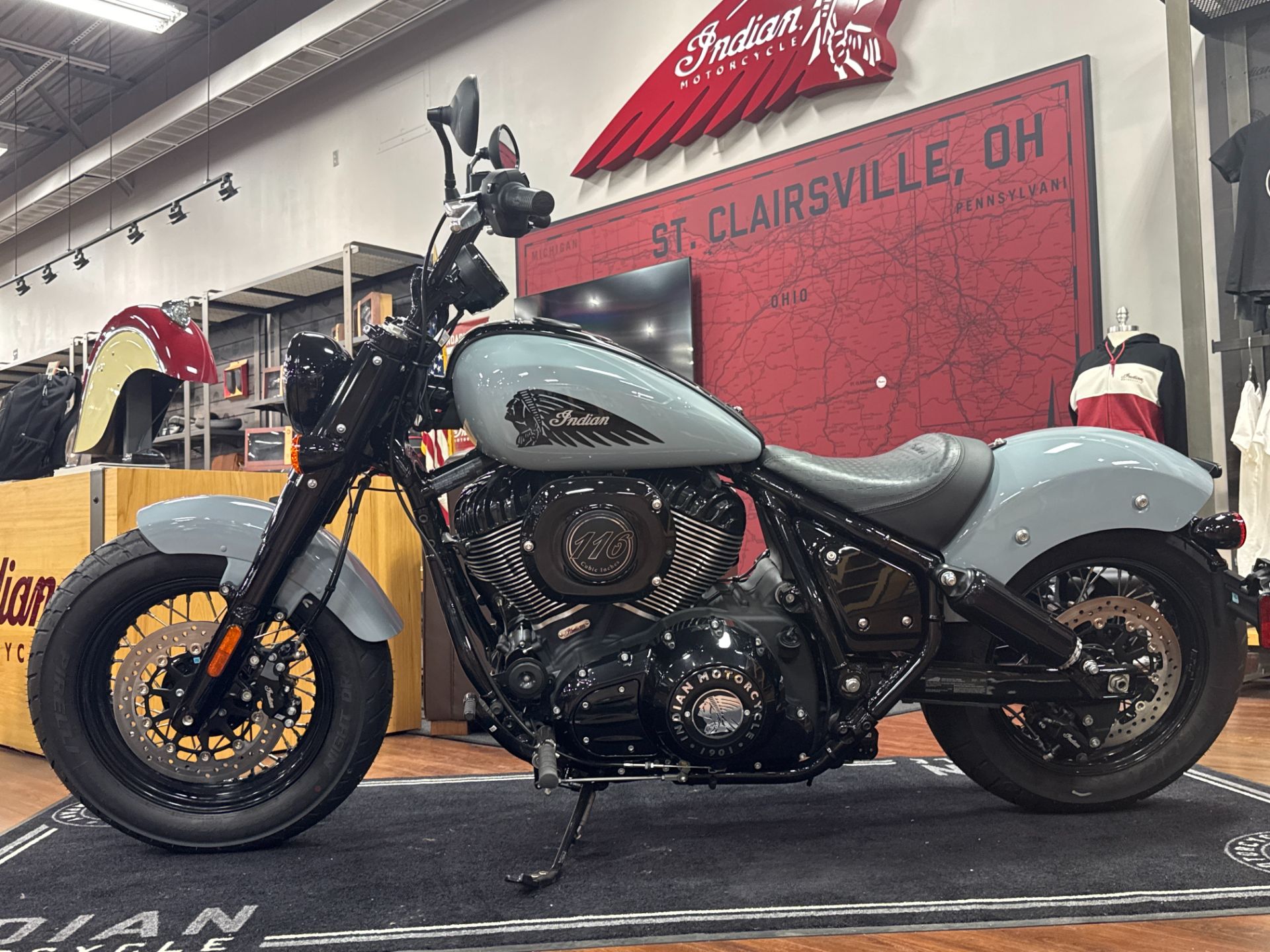 2024  Chief Bobber Dark Horse® 6